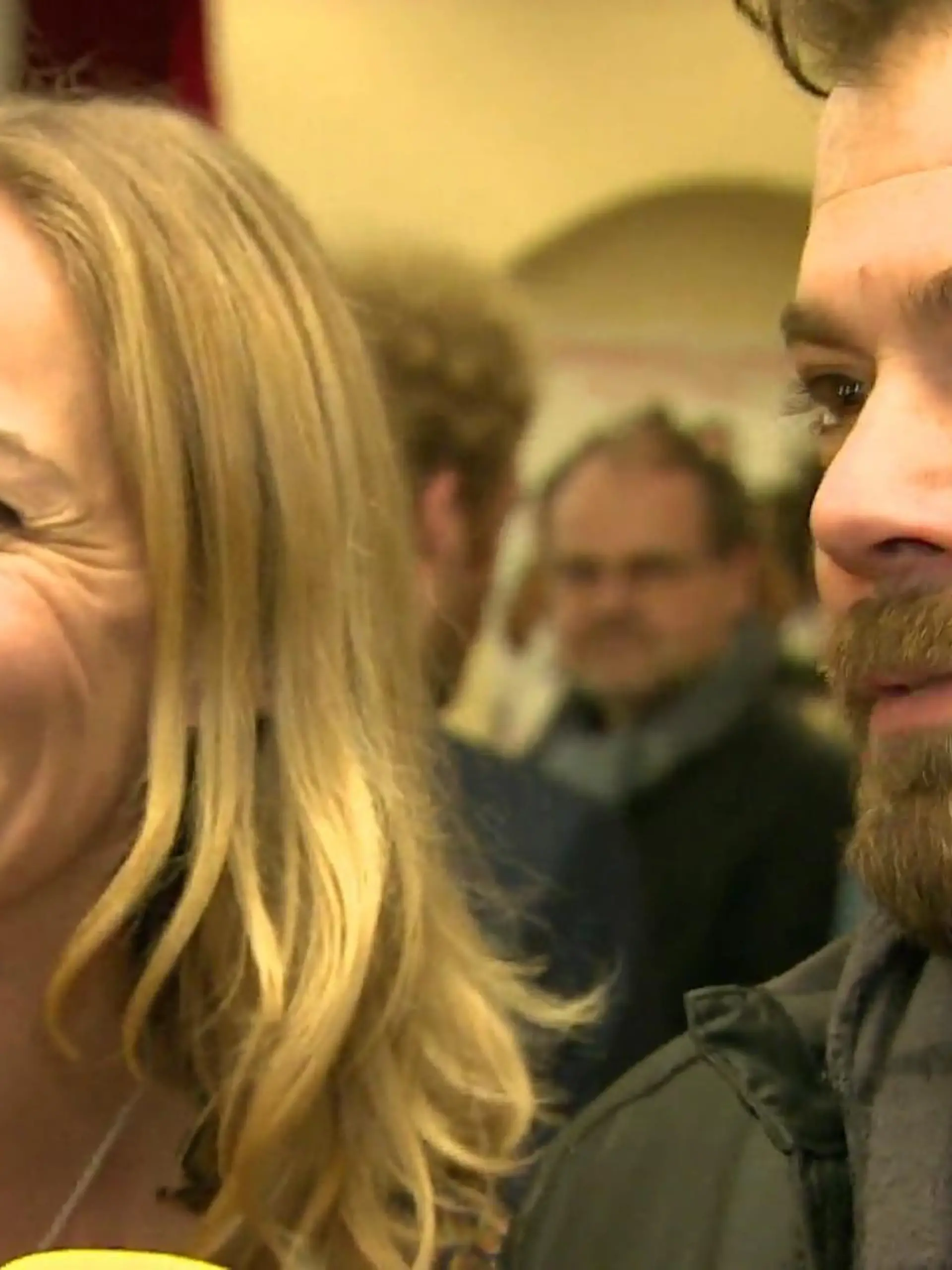 Jessica Ginkel und Daniel Fehlow wurden von ihren Kindern an Weihnachten außer Gefecht gesetzt.