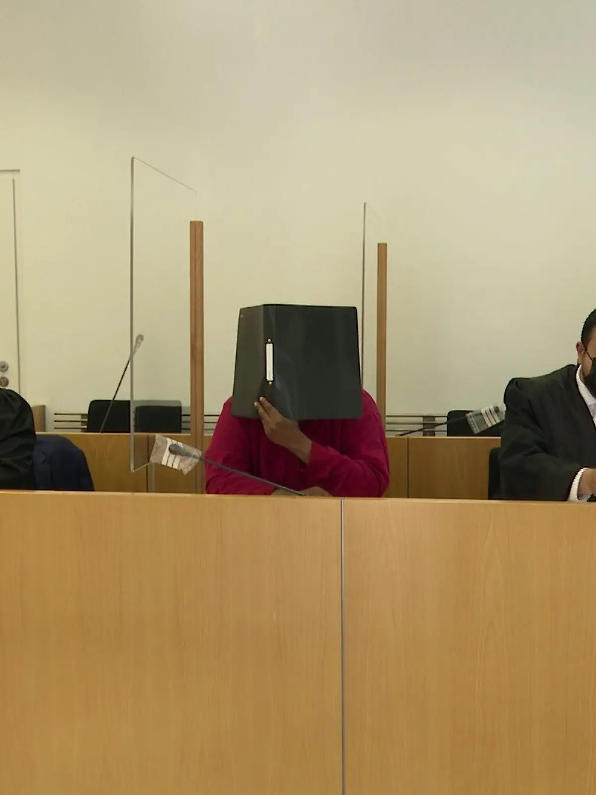 Prozess Hanau Landgericht Asylbewwerberunterkunft