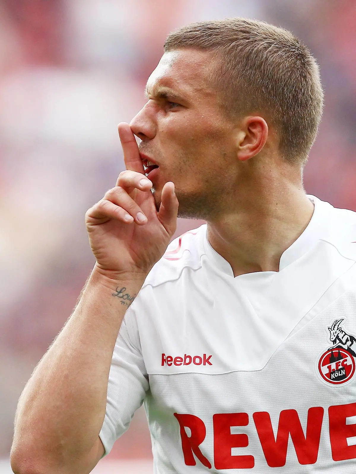 Bildnummer: 08829175  Datum: 17.09.2011  Copyright: imago/DeFodi
Samstag 17.09.2011, 1. Bundesliga Saison 11/12 - 6. Spieltag in Leverkusen, Bayer Leverkusen - 1. FC Köln, Lukas Podolski (FC) DeFodi028; Fussball GER 1 BL 2011 2012 xcb x0x 2011 quer Aufmacher 2011/2012 Bundesliga Bundesligasaison Fussball Herren Saison Fussballbundesliga football soccer 

Image number 08829175 date 17 09 2011 Copyright imago DeFodi Saturday 17 09 2011 1 Bundesliga Season 11 12 6 Matchday in Leverkusen Bayer Leverkusen 1 FC Cologne Lukas Podolski FC DeFodi028 Football ger 1 BL 2011 2012  x0x 2011 horizontal Highlight 2011 2012 Bundesliga Bundesliga season Football men Season Football Bundesliga Football Soccer  