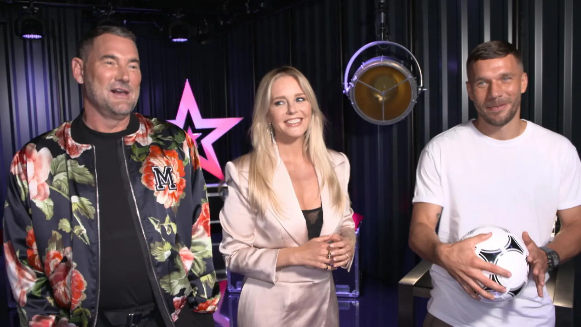 Endlich geht's los! Supertalent-Dreharbeiten beginnen Neue Jury, neue Moderatoren