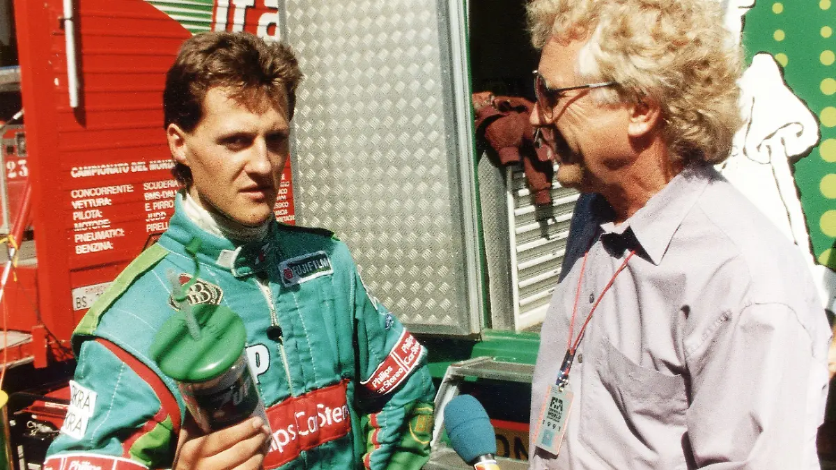 Debüt: Am 24./25.08.1991 bestritt Michael Schumacher sein erstes Formel 1-Wochenende, damals in einem Jordan-Ford. Nach dem Qualifying gab er RTL-Kommentator Willy Knupp ein Interview.