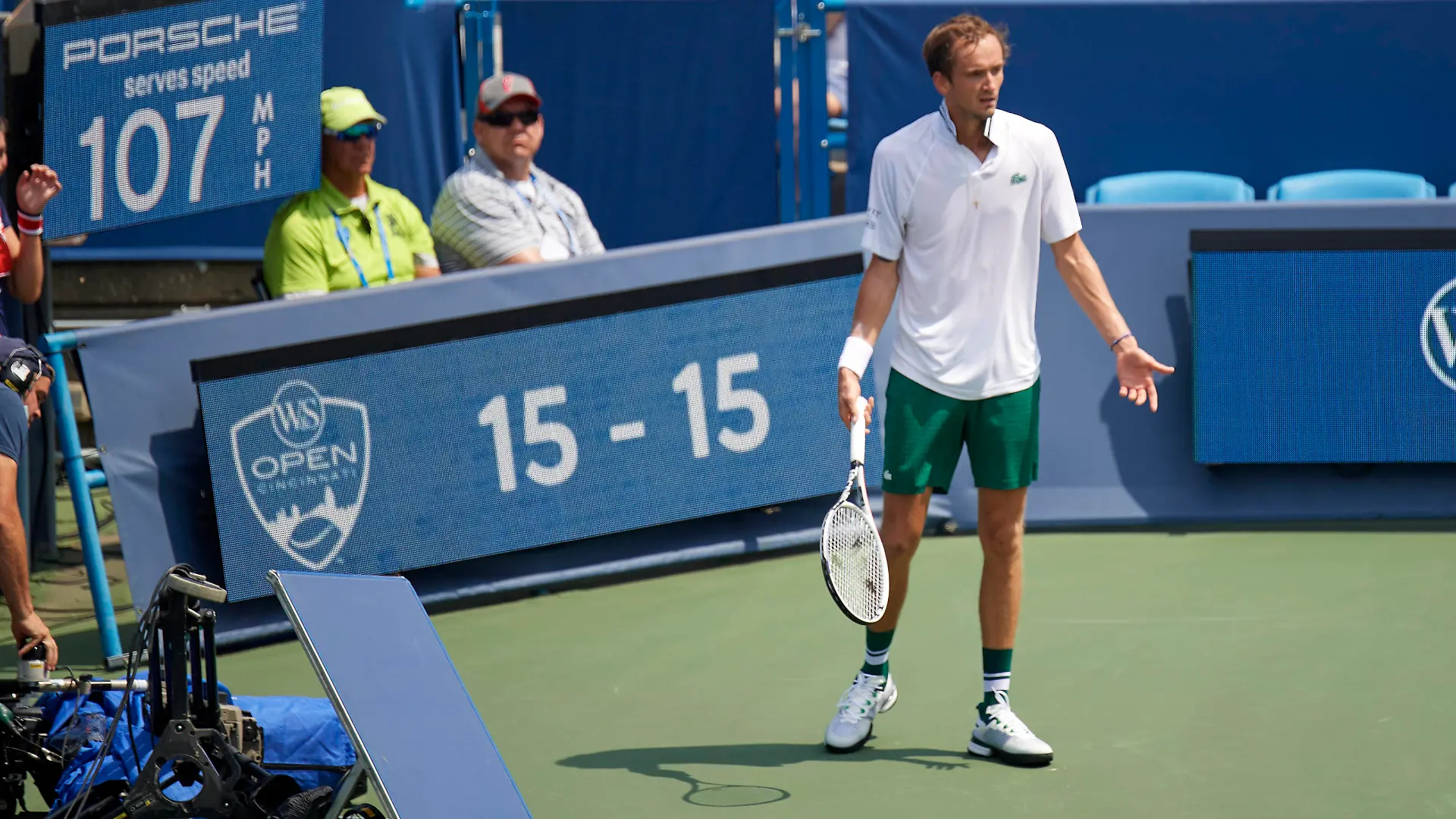 CINCINNATI, OH - AUGUST 21: Daniil Medvedev of Russia looks at the chair umpire after he has an accidental run-in with an on-court camera during the semifinal match on day 7 of the Western & Southern Open at the Lindner Family Tennis Center in Mason, Ohio on August 21, 2021. Photo by Shelley Lipton/Icon Sportswire TENNIS: AUG 21 Western & Southern Open Icon210821413 