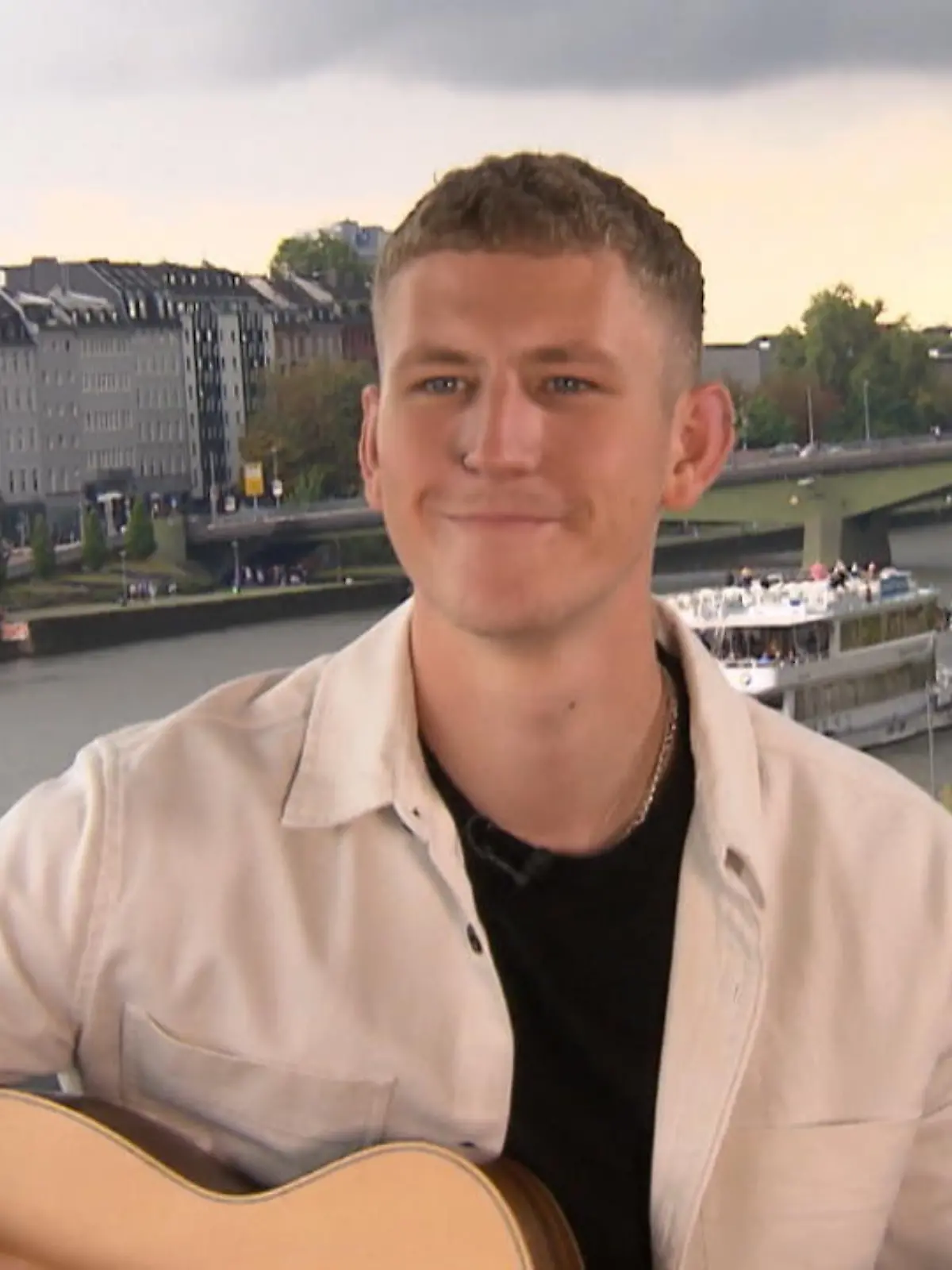 Wellerman-Star Nathan Evans in Frankfurt