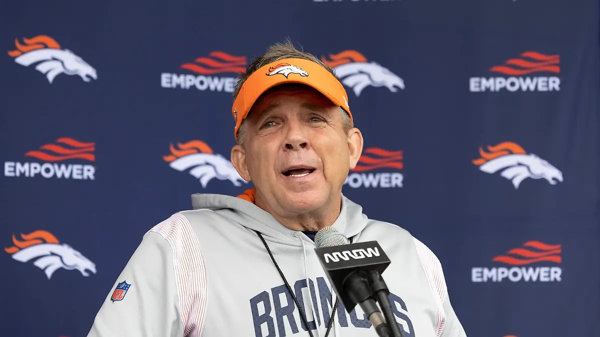 May 13, 2023, Englewood, Colorado, USA: Broncos Head Coach talks to the media after Broncos Rookie Training Camp at the Denver Broncos Practice Facility Saturday afternoon. Englewood USA - ZUMAav4_ 20230513_zaf_av4_019 Copyright: xHectorxAcevedox