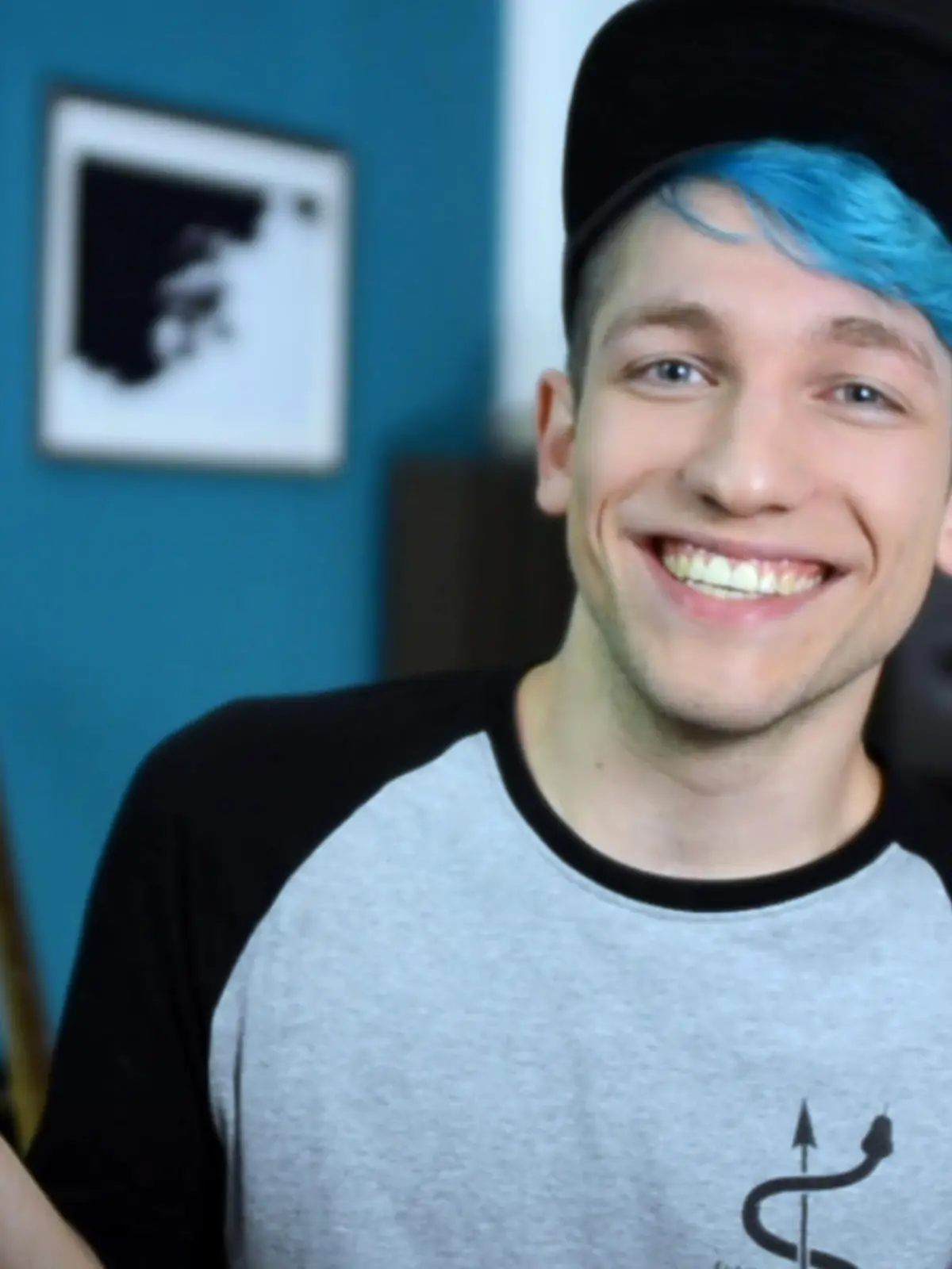 HANDOUT - 22.05.2019, ---: Die undatierte Aufnahme zeigt den YouTuber Rezo. (zu dpa «Youtuber Rezo legt mit neuem Video nach») Foto: Privat/dpa - ACHTUNG: Nur zur redaktionellen Verwendung im Zusammenhang mit der aktuellen Berichterstattung und nur mit vollständiger Nennung des vorstehenden Credits +++ dpa-Bildfunk +++