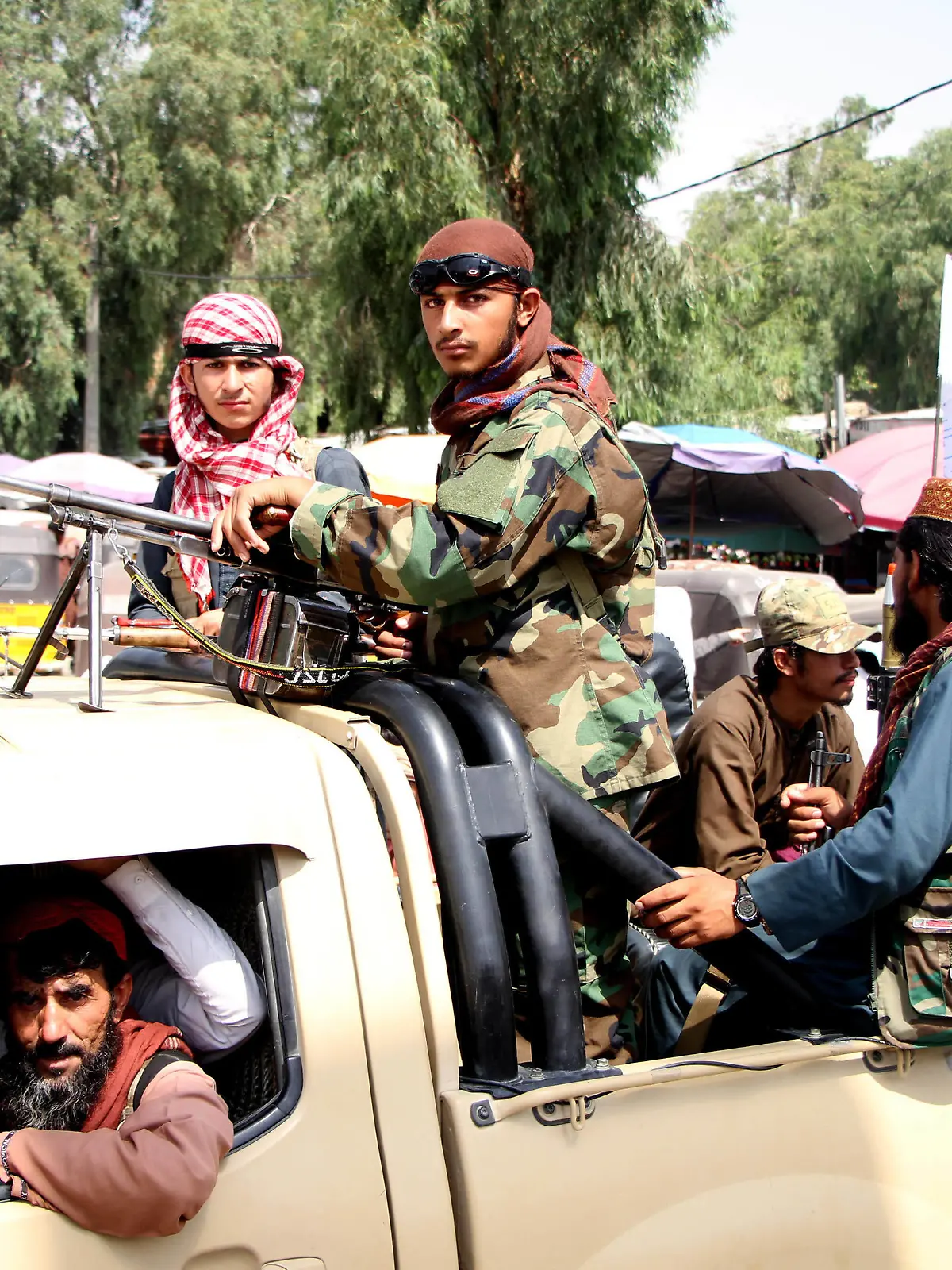  Afghanistan Taliban 6627447 19.08.2021 Taliban terrorist organization, banned in Russia militants sit in a car in the street of Mehtarlam, the capital of Laghman province in eastern Afghanistan. The Taliban offensive across Afghanistan was completed on August 15 by the seizure of Kabul. Ashraf Ghani resigned from the presidential post and left the country. The movement declared the end of the years-long war. Stringer / Sputnik Mehtarlam Afghanistan PUBLICATIONxINxGERxSUIxAUTxONLY Copyright: xStringerx