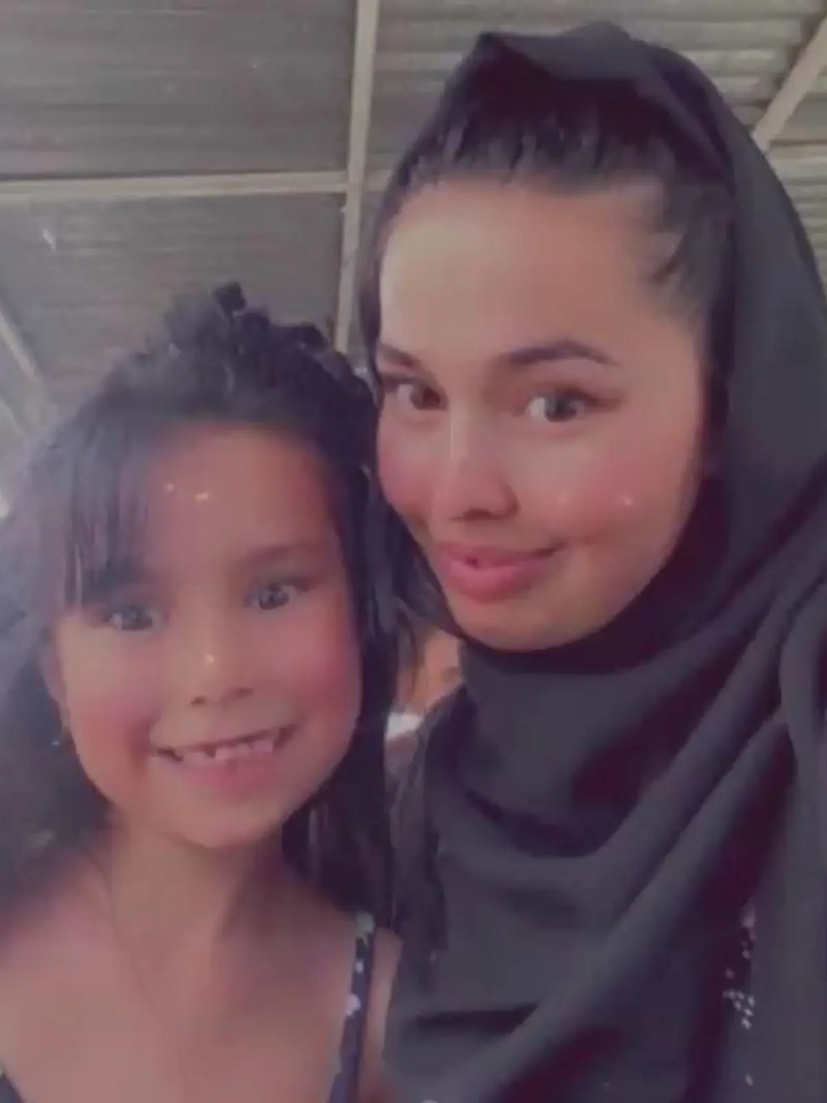 Sonia T. und Tochter Jasmin in letzter Sekunde aus Kabul gerettet.