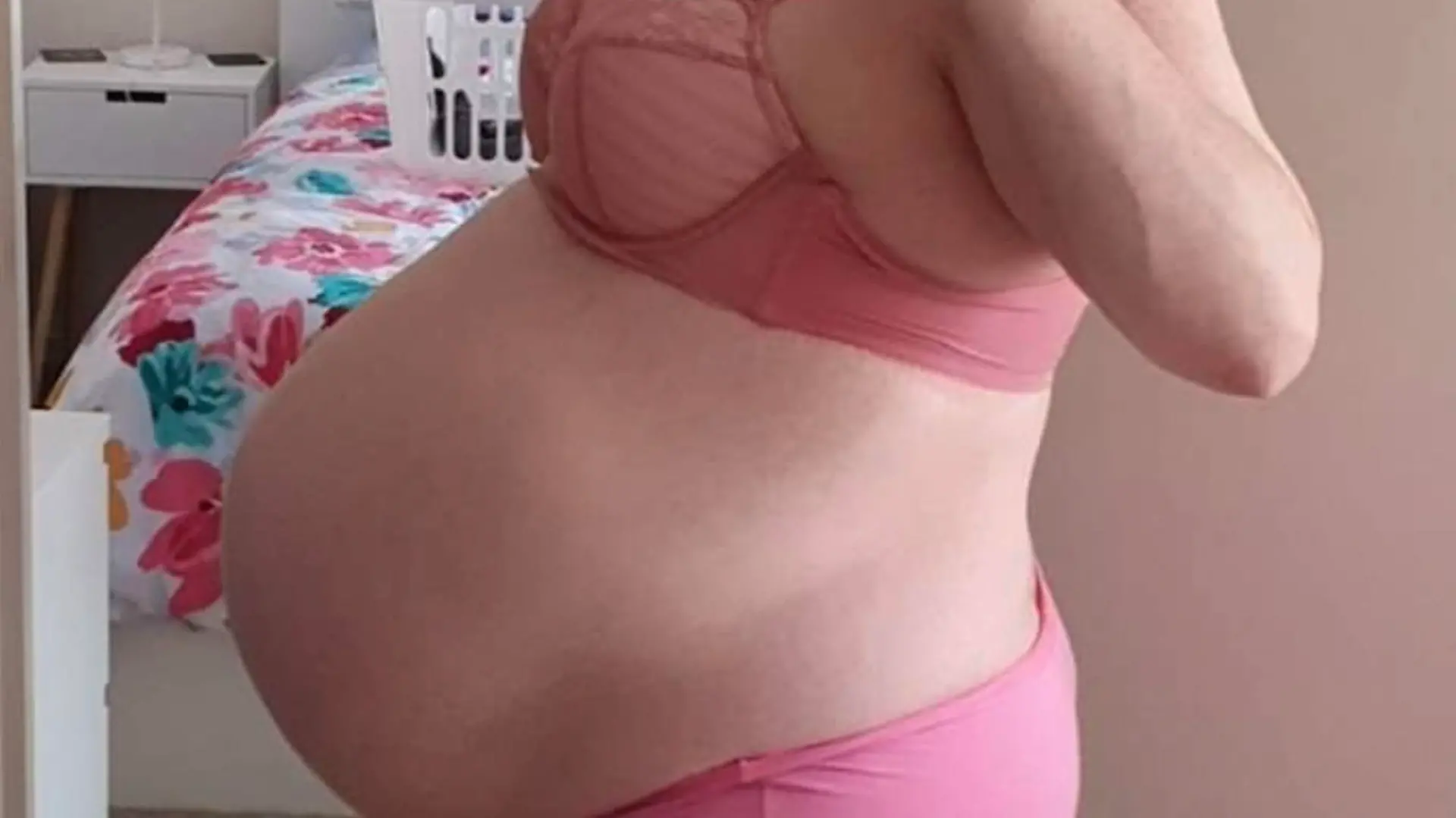 Kimberley Tripp / CATERS NEWS (PICTURED- pregnant) A mum who thought couldn't have kids got more than she bargained for after falling pregnant TWICE in one week – with one baby being conceived through IVF and the other naturally. Ever since she was a little girl, Kimberley Tripp longed to be a mother but after being diagnosed with polycystic ovarian syndrome (PCOS) at 15, she was told she might never be able to have children. But the 34-year-old from Brisbane, Queensland, Australia, said she always held on to a smidgen of hope that her dream of having a family might one day be possible – but after years of trying to conceive naturally, she knew it was time to consider her options. After getting into shape and preparing herself mentally, Kimberley and her husband Adrian spent thousands undergoing four rounds of IVF – and in July 2019, she was overjoyed to discover she was pregnant after having one of her embryos transferred. But little did the office manager know her excitement was about to be doubled, after a doctor's appointment confirmed she was expecting twins – with one being conceived through IVF, and the other naturally, approximately one week apart. -SEE CATERS COPY