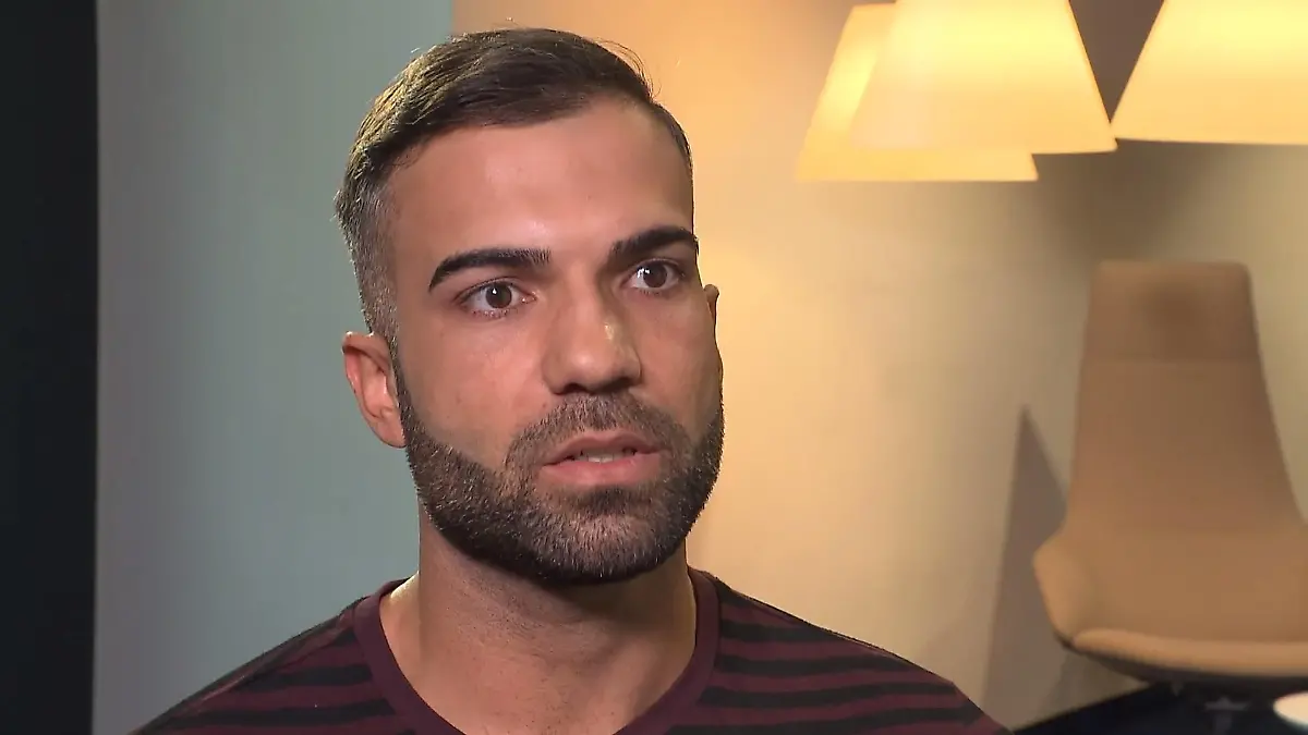 Rafi Rachek outet sich als homosexuell und erzählt im Interview von diesem „Befreiungsschlag“.
