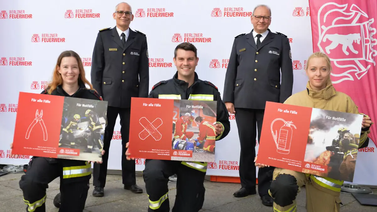 Zu viele unnötige Notrufe sorgen für Überlastung der Berliner Feuerwehr. Mit einer Werbe-Kampagne will die Behörde jetzt gegnsteuern.
