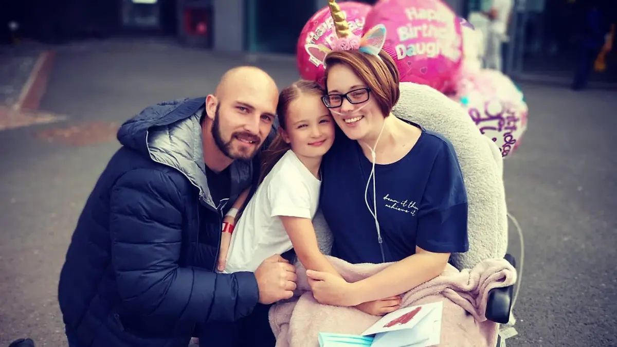 Brogan Williams aus Wolvermapton: Hat sie Lungenkrebs im Endstadium, weil die Ärzte ihre Symptome für "Long Covid" hielten? Das behauptet die 33-Jährige zumindest.