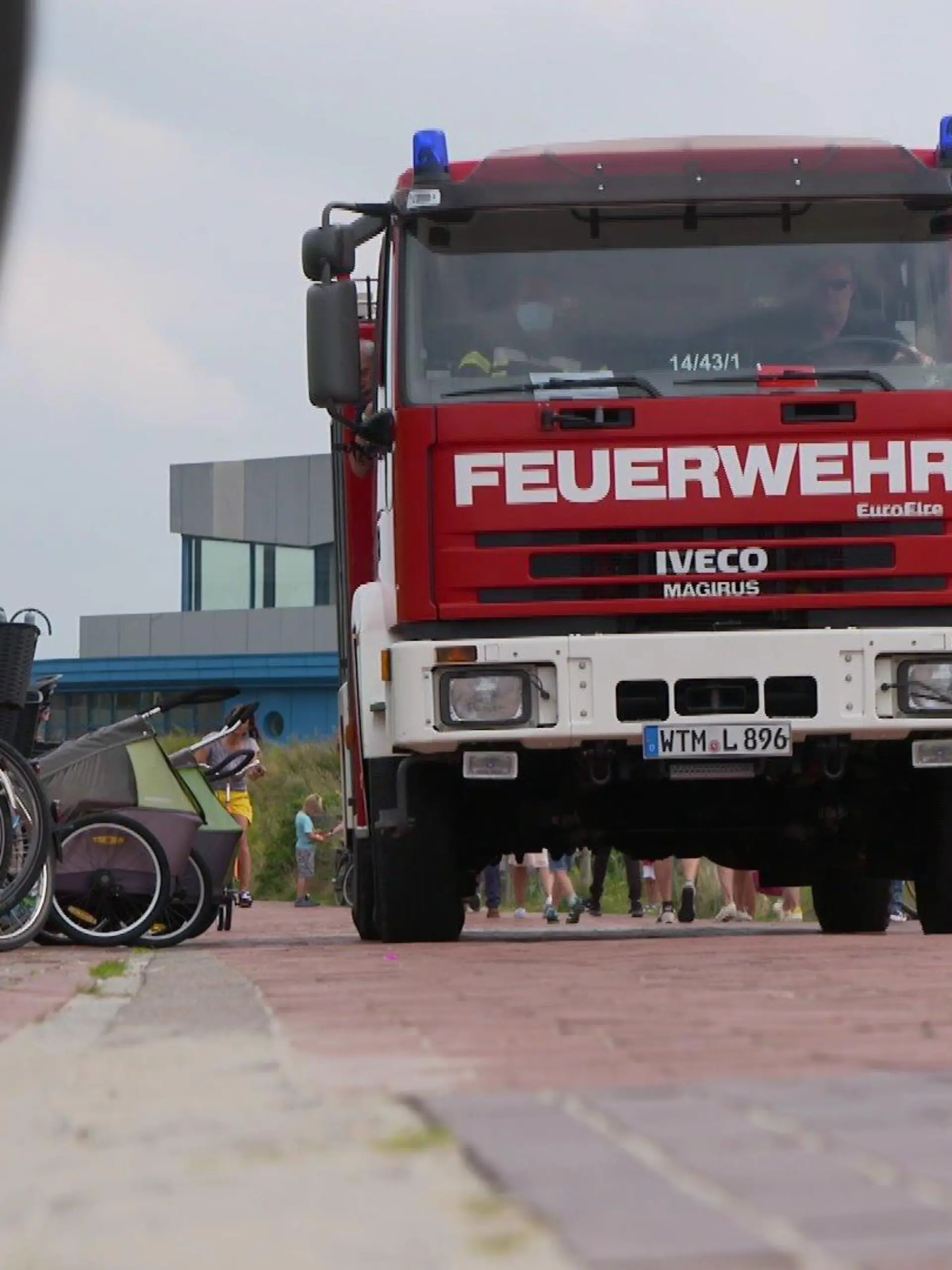 Obwohl es auf Langeoog keine Autos gibt, hat die Nordseeinsel trotzdem ein Problem mit Falschparkern.