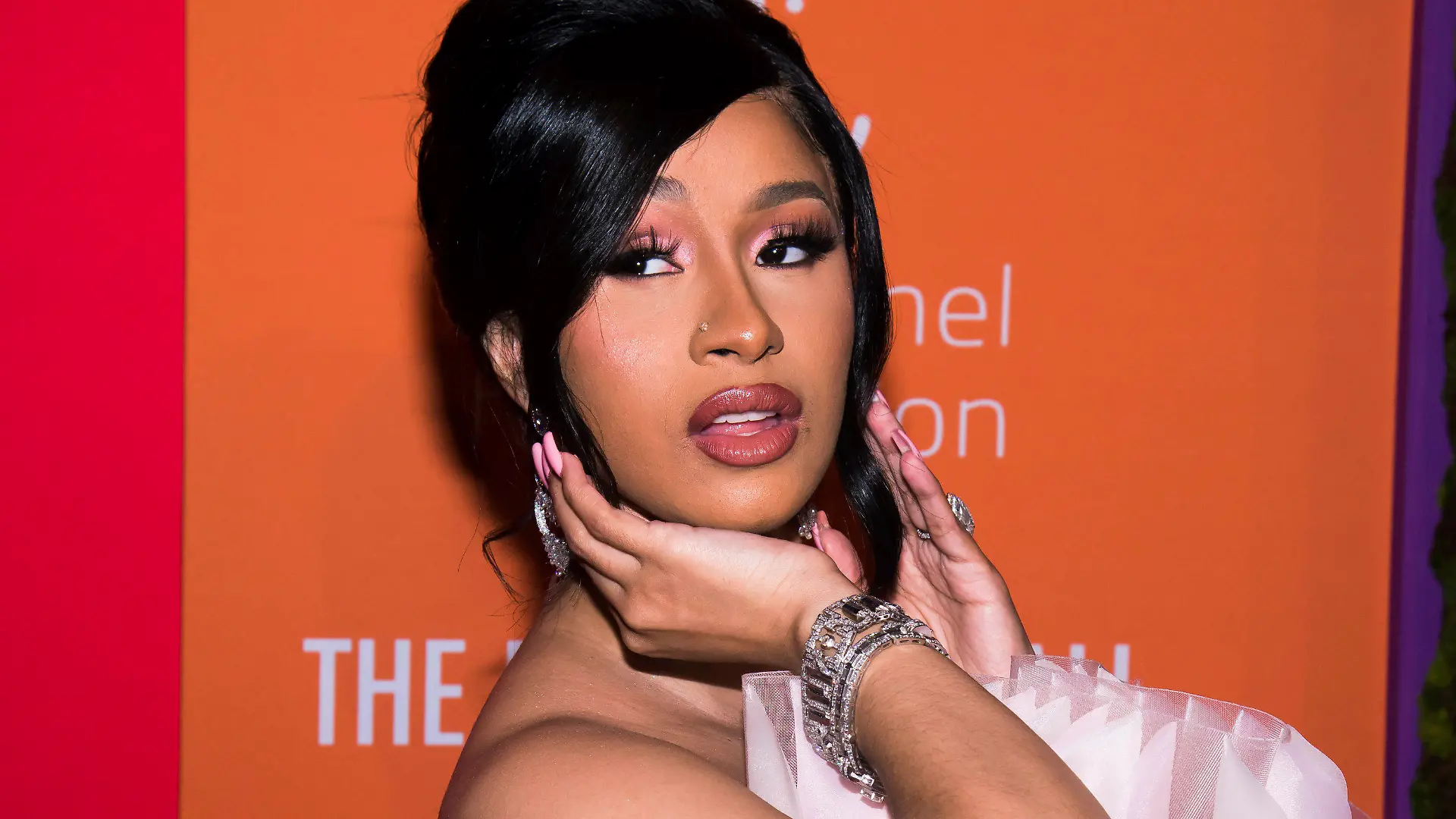 ARCHIV - 12.09.2019, USA, New York: US-Rapperin Cardi B nimmt an der 5. jährlichen Diamond Ball Benefizgala teil. Cardi B ist zum zweiten Mal schwanger. Foto: Charles Sykes/Invision/dpa +++ dpa-Bildfunk +++