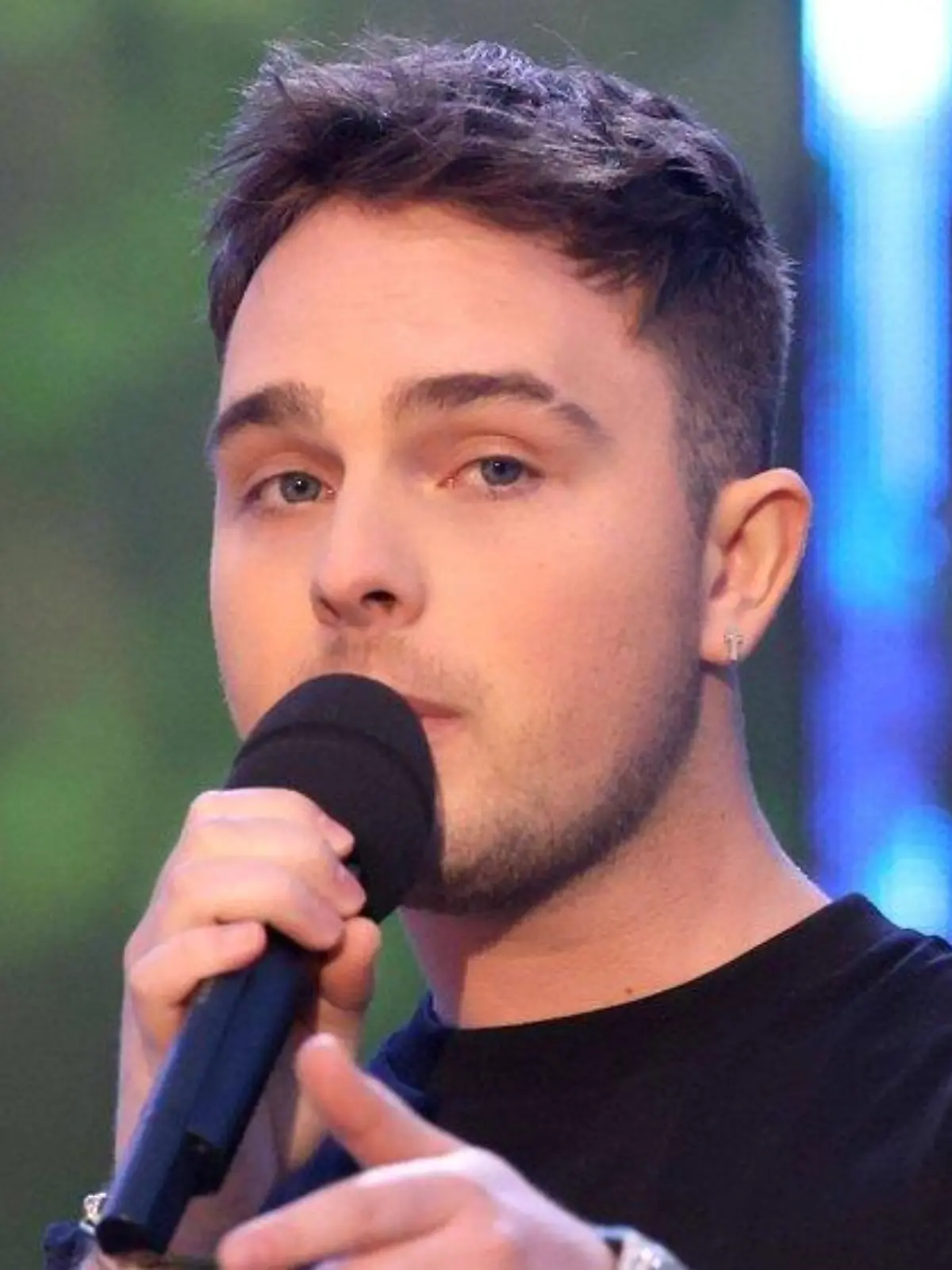 Mike Singer zeigt seine Liebe