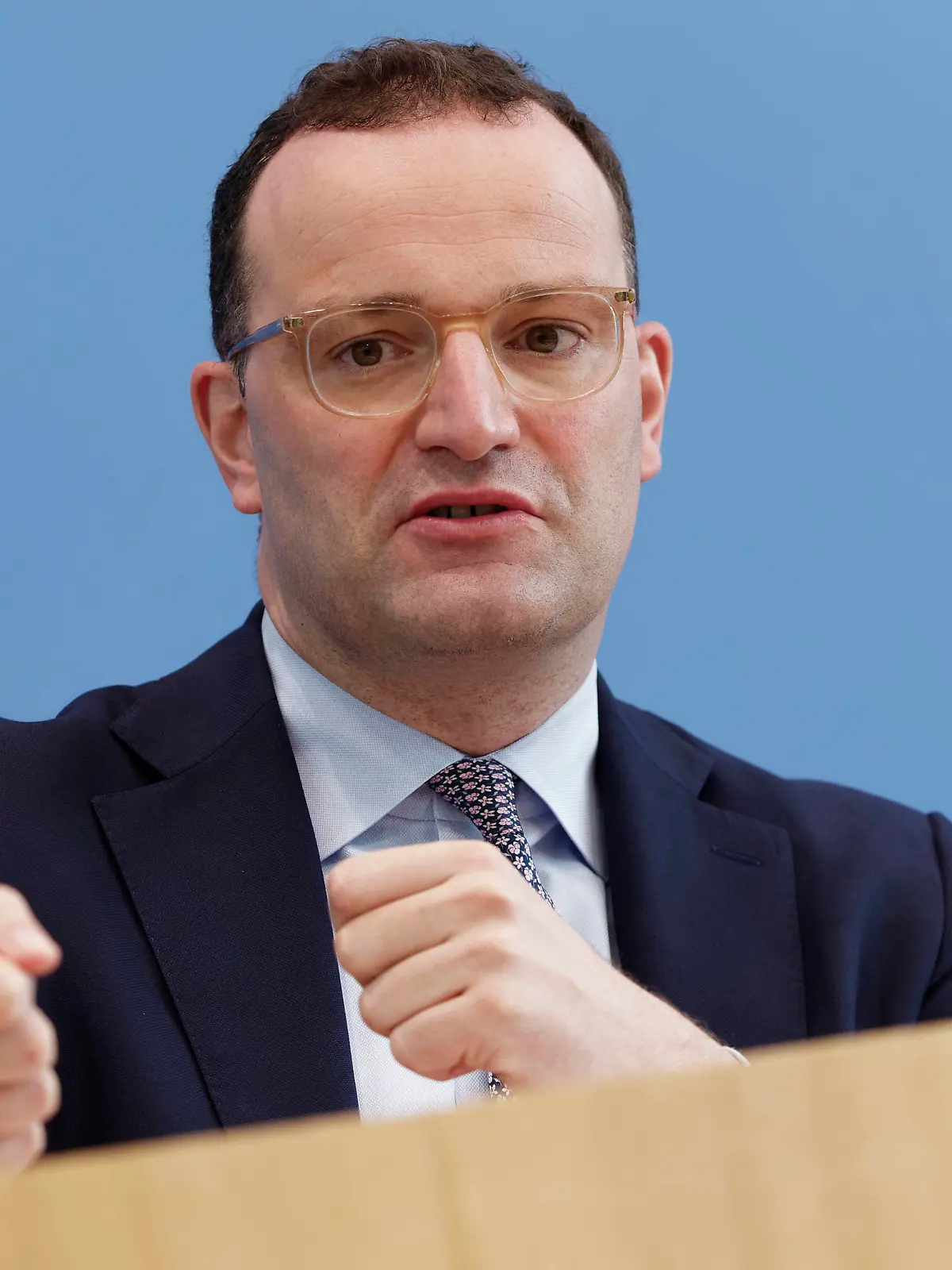  Horst Seehofer  Jens Spahn 2021-07-21 - Deutschland, Berlin - Bundespressekonferenz: Horst Seehofer CSU, Bundesminister des Inneren, für Bau und Heimat, und Jens Spahn CDU, r., Bundesgesundheitsminister, stellen die Nationale Reserve Gesundheitsschutz vor. *** Horst Seehofer Jens Spahn 2021 07 21 Germany, Berlin Federal Press Conference Horst Seehofer CSU , Federal Minister of the Interior, for Building and Home Affairs, and Jens Spahn CDU , r , Federal Minister of Health, present the National Reserve Health Protection