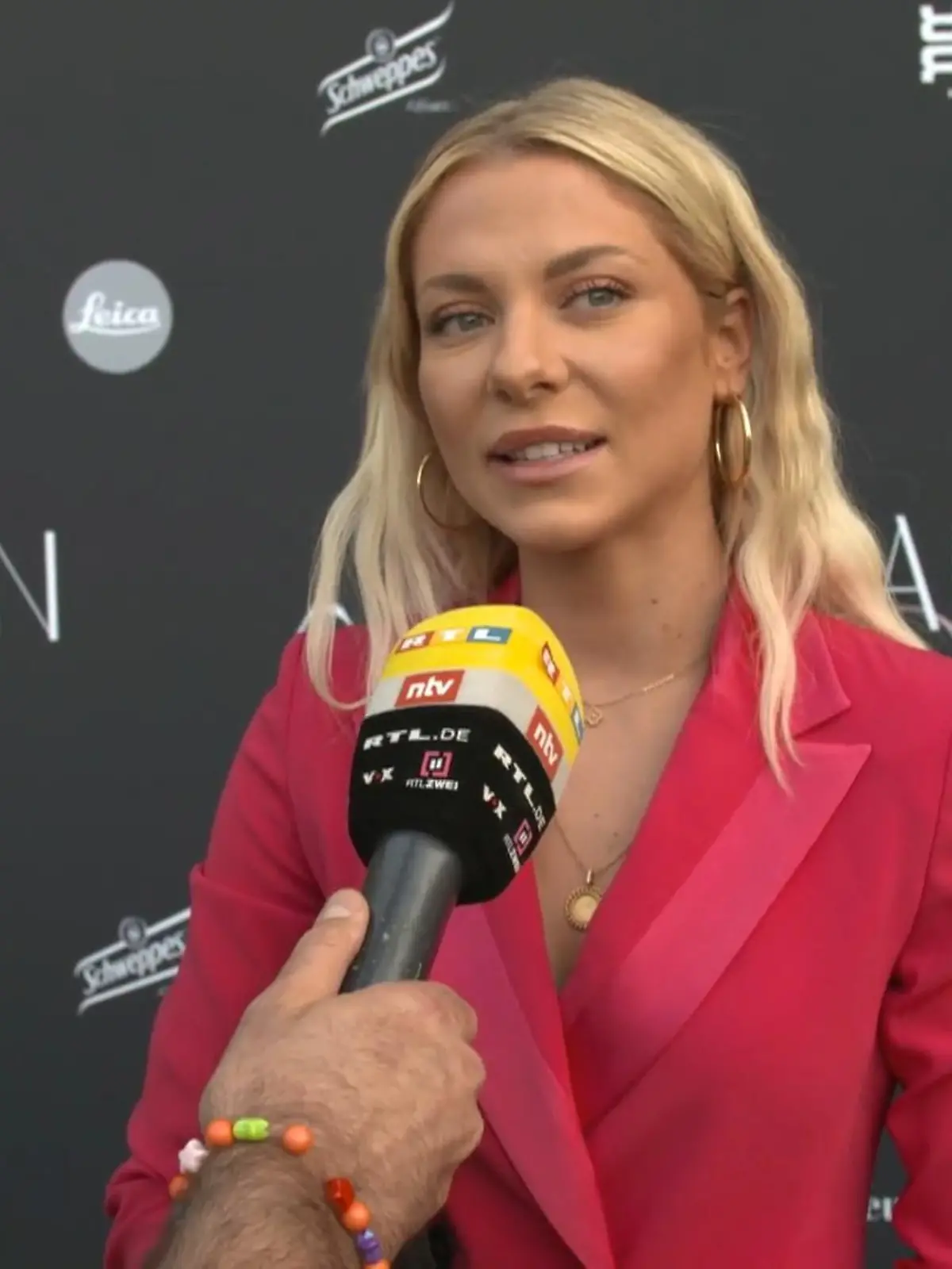 Bild zu: "Wie läuft es privat, Valentina Pahde?"