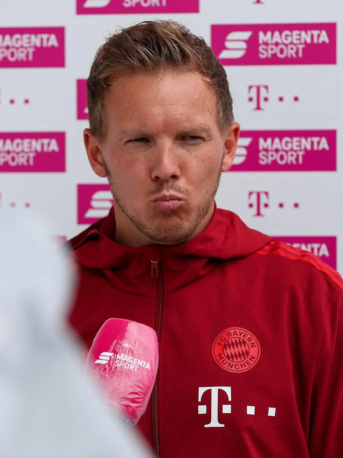  Chef-Trainer Julian Nagelsmann FC Bayern Muenchen im Interview, FC Bayern Muenchen vs. 1. FC Koeln, Testspiel, 17.07.2021 Villingen-Schwenningen Baden-Wuerttemberg Deutschland *** Head coach Julian Nagelsmann FC Bayern Muenchen interview, FC Bayern Muenchen vs 1 FC Koeln, test match, 17 07 2021 Villingen Schwenningen Baden Wuerttemberg Germany Copyright: xkolbert-press/ChristianxKolbertx