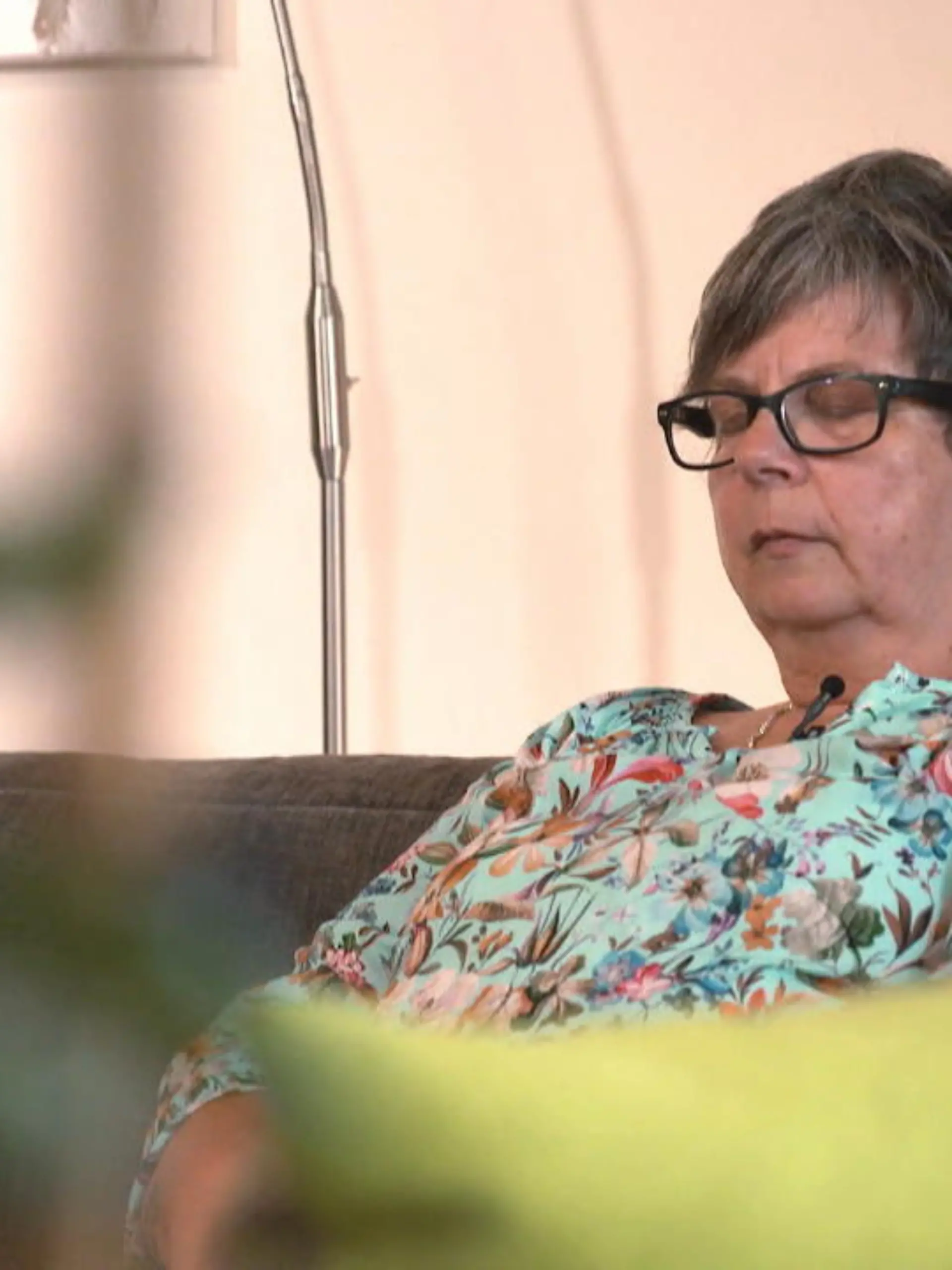 Blind, weil die Krankenkasse ein Medikament nicht zahlen will? Klingt ziemlich erschreckend, ist unserer Zuschauerin Ursula Vogel aber passiert.