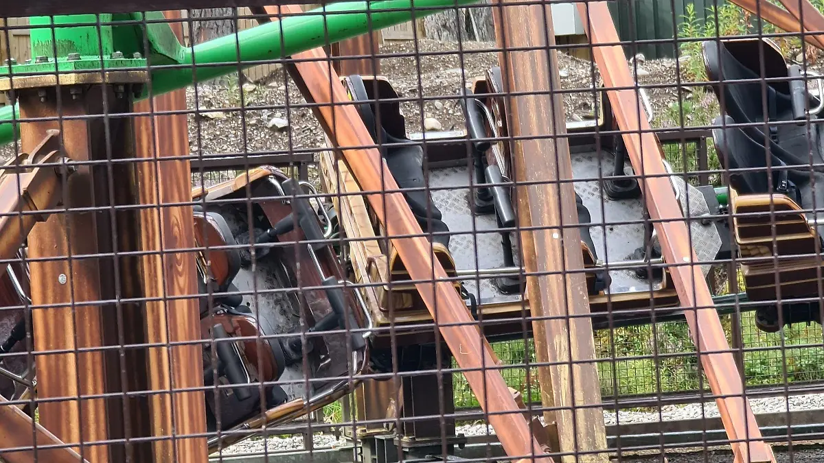 Schottland: Verletzte bei Achterbahn-Entgleisung im Freizeitpark