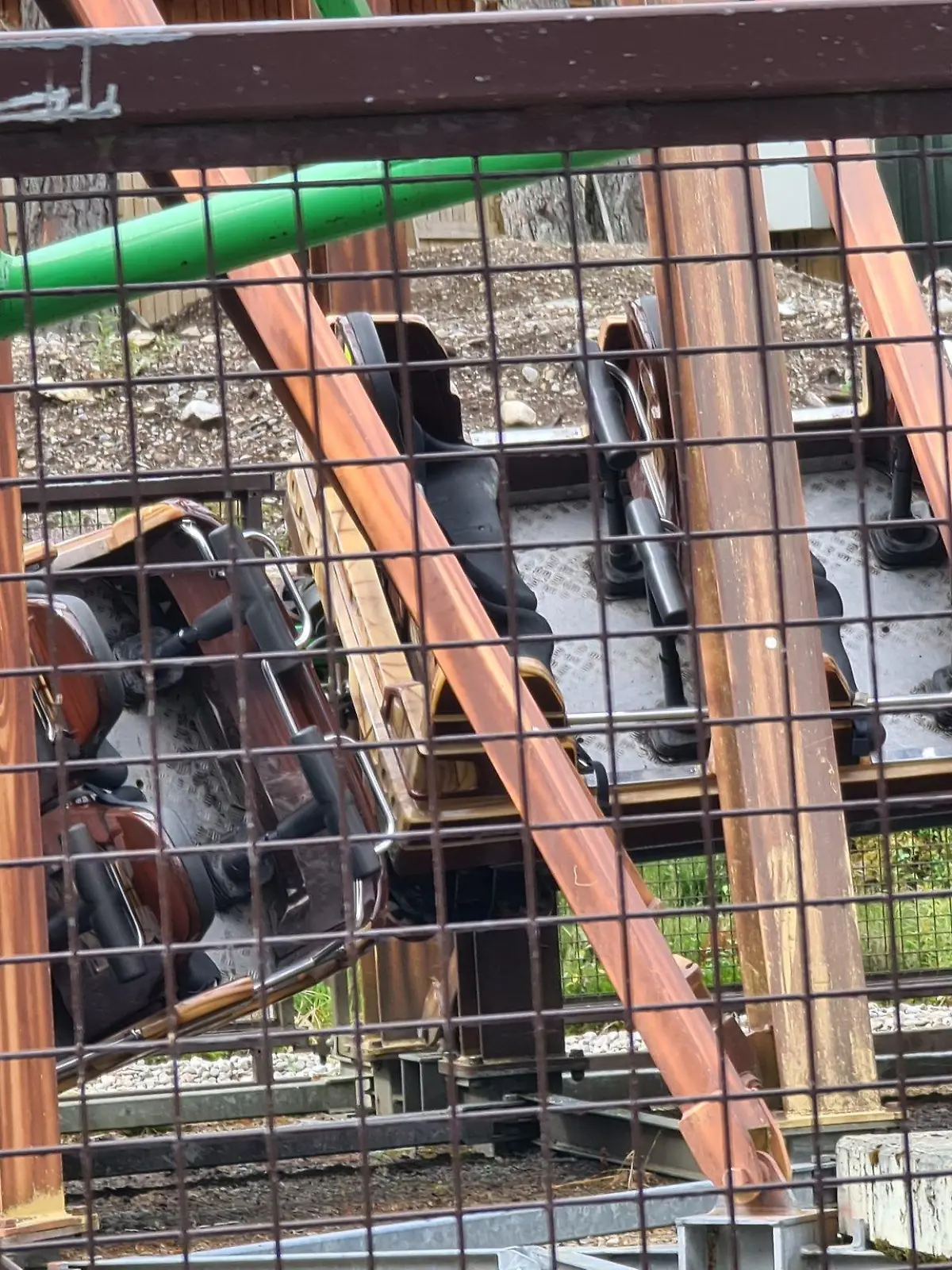 Schottland: Verletzte bei Achterbahn-Entgleisung im Freizeitpark