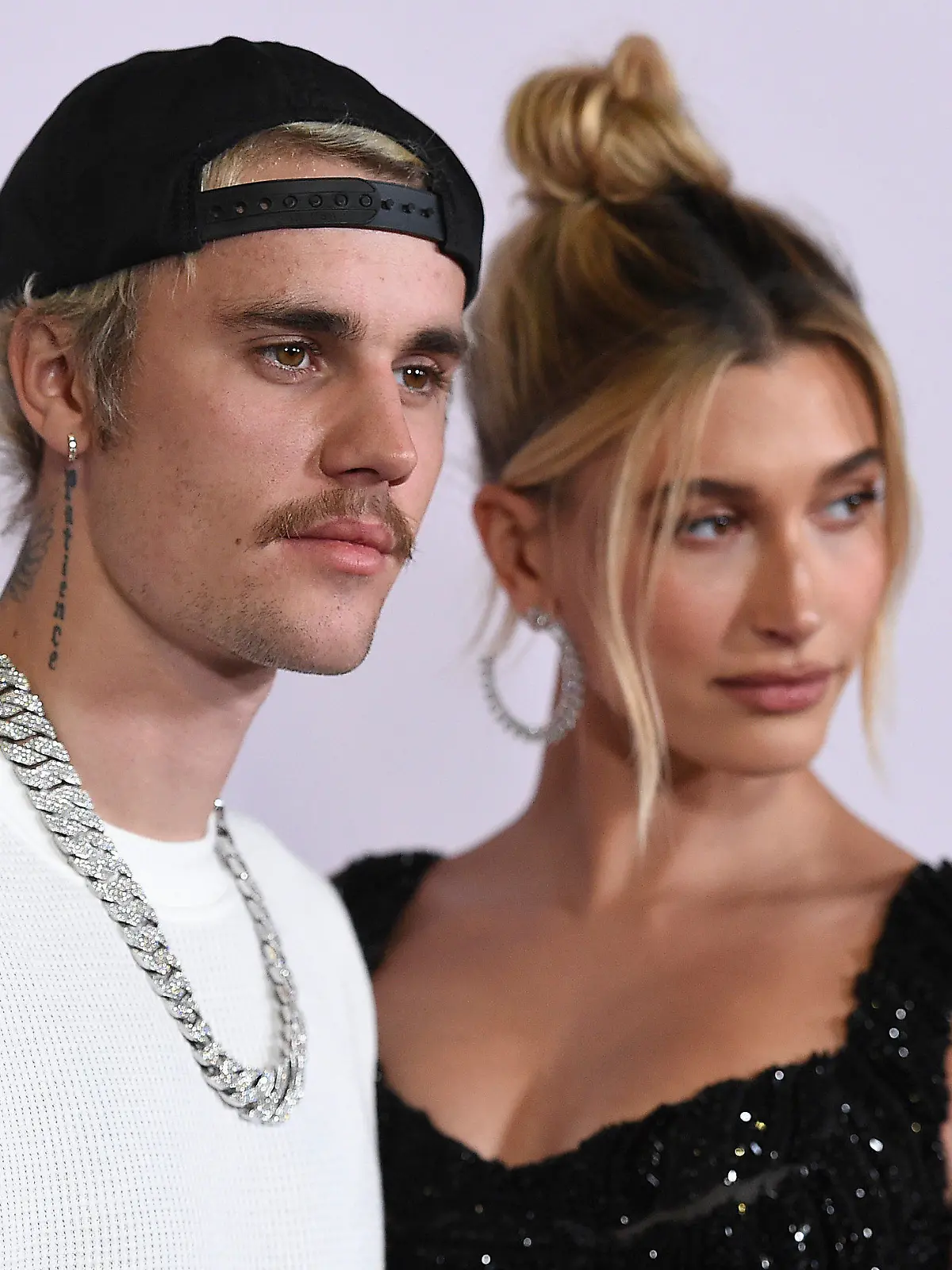 27.01.2020, USA, Los Angeles: Justin Bieber und Hailey Baldwin kommen zur Premiere der Serie «Justin Bieber: Seasons». Foto: Jordan Strauss/Invision/AP/dpa +++ dpa-Bildfunk +++