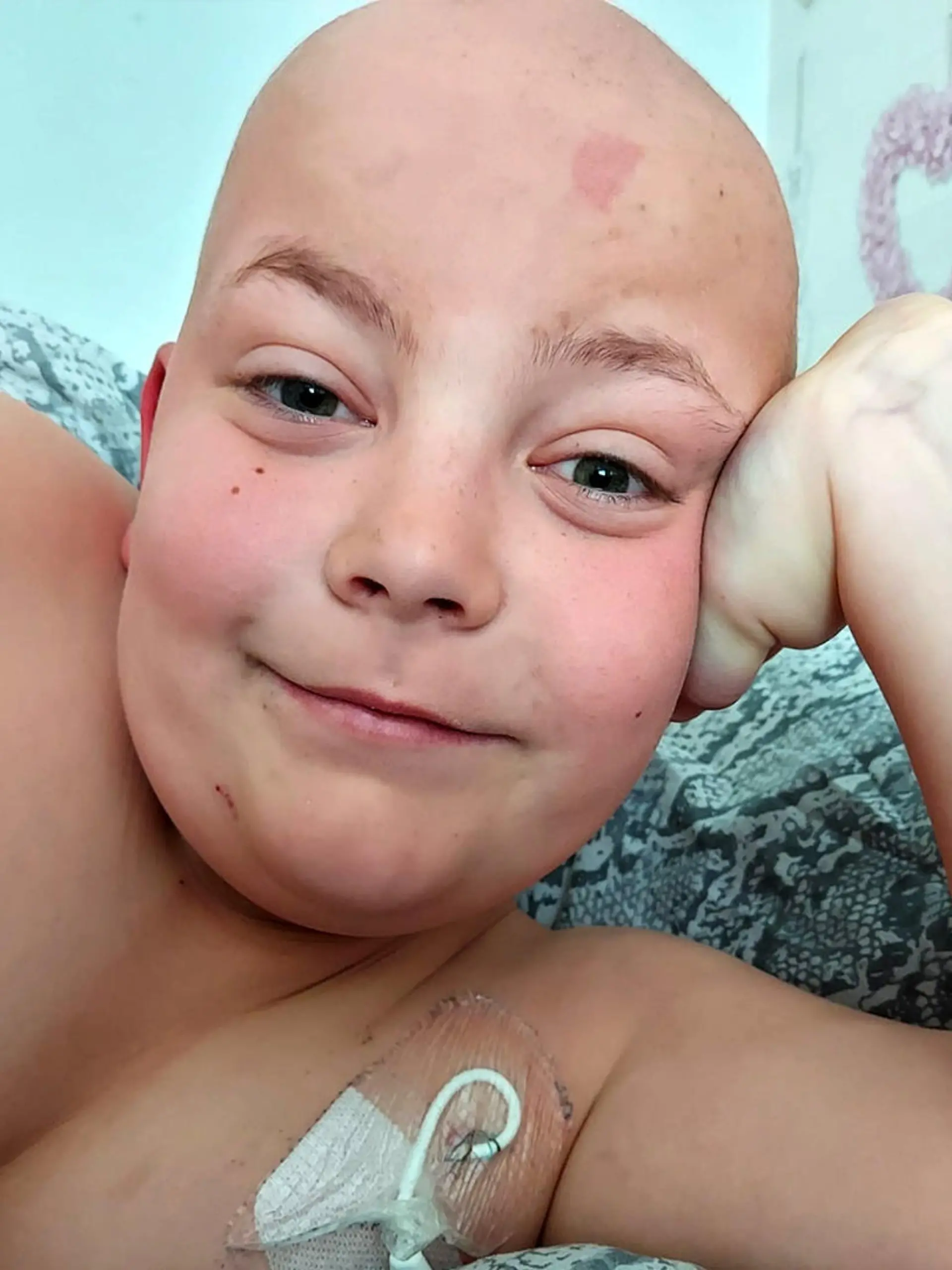 Der 10-jährige David Lally bekam Ende Dezember 2020 die Diagnose Multipler Hirntumor.