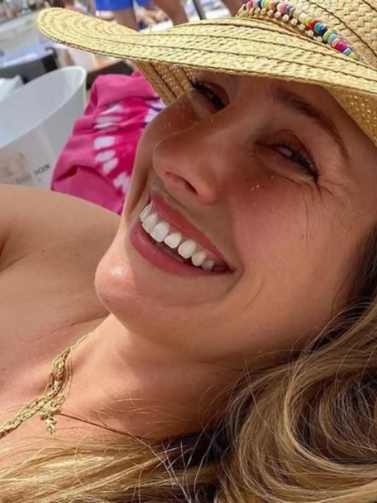 Das Ex-Bachelor-Girl findet ein paar kleine Speckröllchen gar nicht schlimm