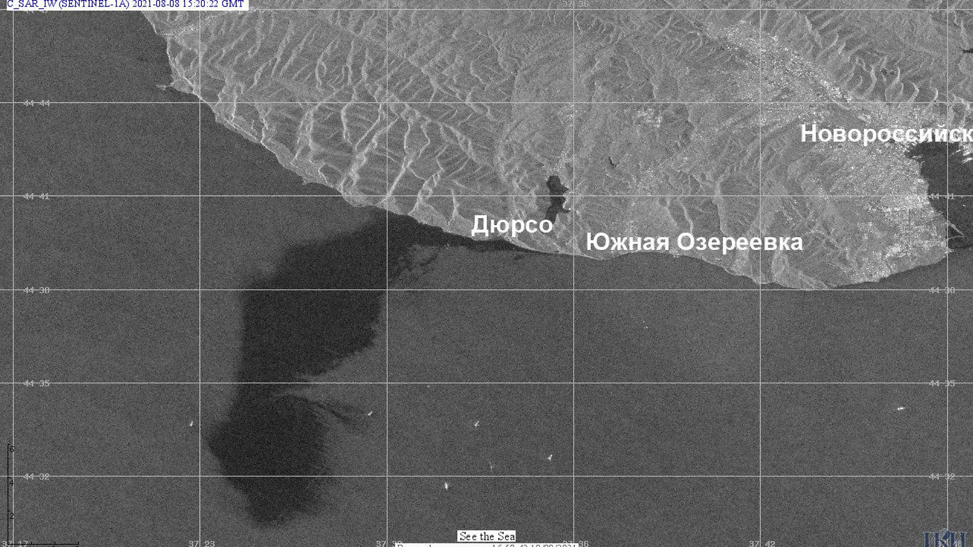 HANDOUT - 08.08.2021, Russland, Noworossijsk: Das Satellitenbild der Russischen Akademie der Wissenschaften zeigt einen Ölteppich nach einem Unfall mit einem Tankschiff im Schwarzen Meer. Der Ölteppich sei mit 80 Quadratkilometern um mehrere Hunderttausend Mal größer als vom Verursacherunternehmen angegeben, teilte die Akademie mit. (zu dpa "Riesiger Ölteppich nach Tankerunfall im Schwarzen Meer") Foto: Russische Akademie der Wissenschaften/dpa - ACHTUNG: Nur zur redaktionellen Verwendung im Zusammenhang mit der aktuellen Berichterstattung und nur mit vollständiger Nennung des vorstehenden Credits +++ dpa-Bildfunk +++