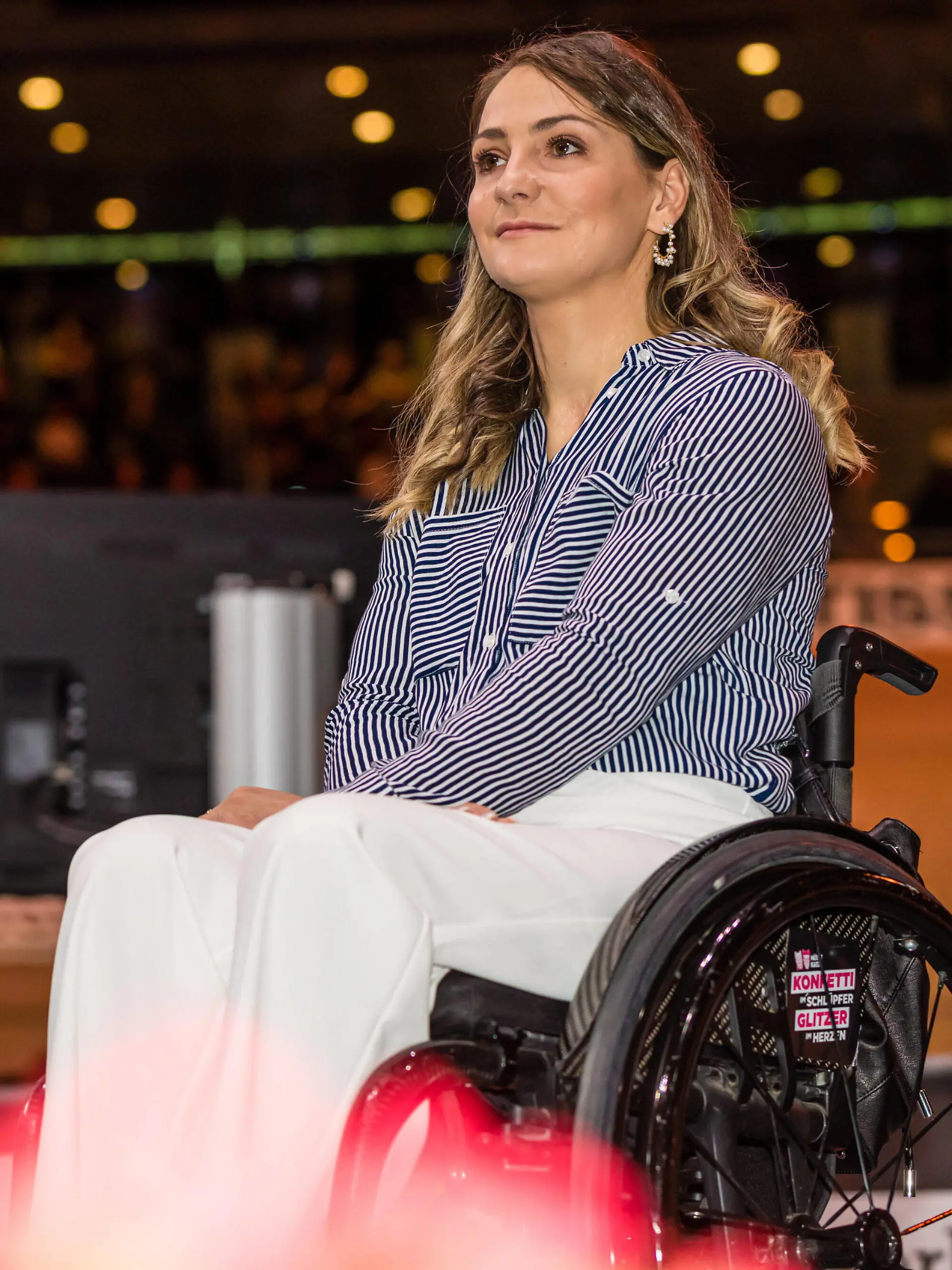  01.03.2020, Berlin, Berlin: 2020 Track cycling, Rad, Radsport, Bahnrad, Bahn World Championships: Die im Juni 2018 verünglückte Bahnradsprinterin Kristina Vogel - mehrfache Olympiasiegerin, Welt-, Europa- und Deutsche Meisterin - bekommt vom Präsidenten des Rad-Weltsportverbandes UCI, David Lappartient, die UCI-Merit überreicht. UCI Merit ist die höchste Auszeichnung der UCI. 2020 Track Cycling World Championships Berlin *** 01 03 2020, Berlin, Berlin 2020 Track Cycling World Championships The track cycling sprinter Kristina Vogel, who died in June 2018, is a multiple Olympic, world, European and German champion and receives the UCI Merit from the President of the World Cycling Union, David Lappartient. The UCI Merit is the highest award of the UCI 2020 Track Cycling World Championships Berlin Copyright: xEibner-Pressefotox EPHam