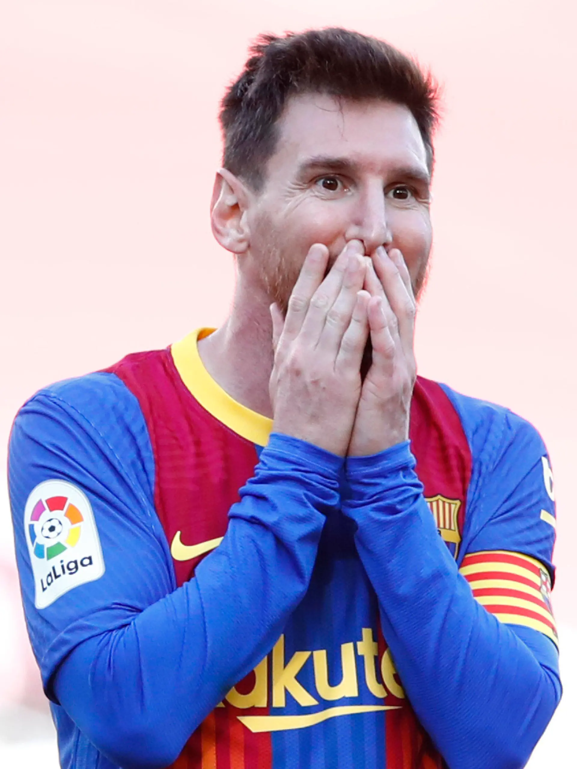 ARCHIV - 08.05.2021, Spanien, Barcelona: Fußball: Primera División, Spanien, FC Barcelona - Atletico Madrid, 35. Spieltag im Camp Nou. Barcelonas Lionel Messi reagiert auf eine verpasste Torchance. (zu dpa «Kein neuer Vertrag: Ära Messi beim FC Barcelona beendet») Foto: Joan Monfort/AP/dpa +++ dpa-Bildfunk +++