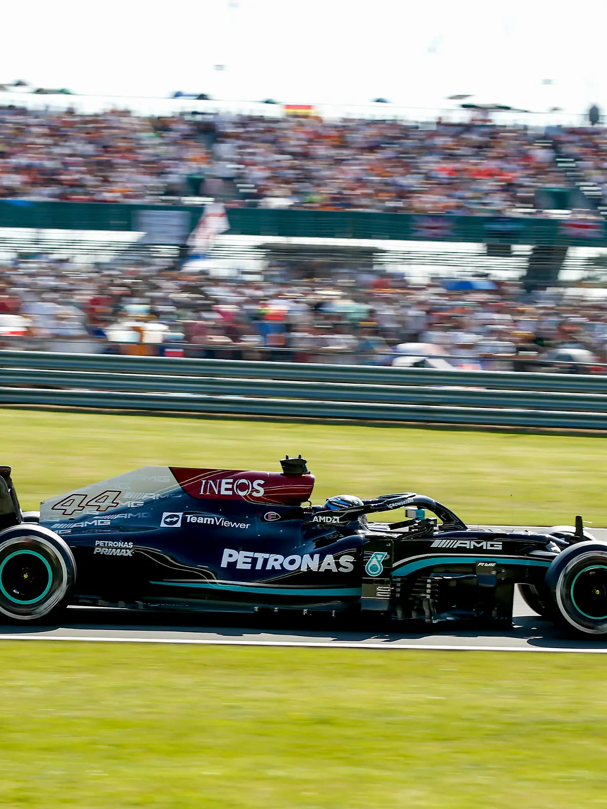  44 Lewis Hamilton GBR, Mercedes-AMG Petronas F1 Team, F1 Grand Prix of Great Britain at Silverstone Circuit on July 18, 2021 in Silverstone, United Kingdom. Photo by HOCH ZWEI Silverstone United Kingdom *** 44 Lewis Hamilton GBR, Mercedes AMG Petronas F1 Team , F1 Grand Prix of Great Britain at Silverstone Circuit on July 18, 2021 in Silverstone, United Kingdom Photo by HOCH ZWEI Silverstone United Kingdom