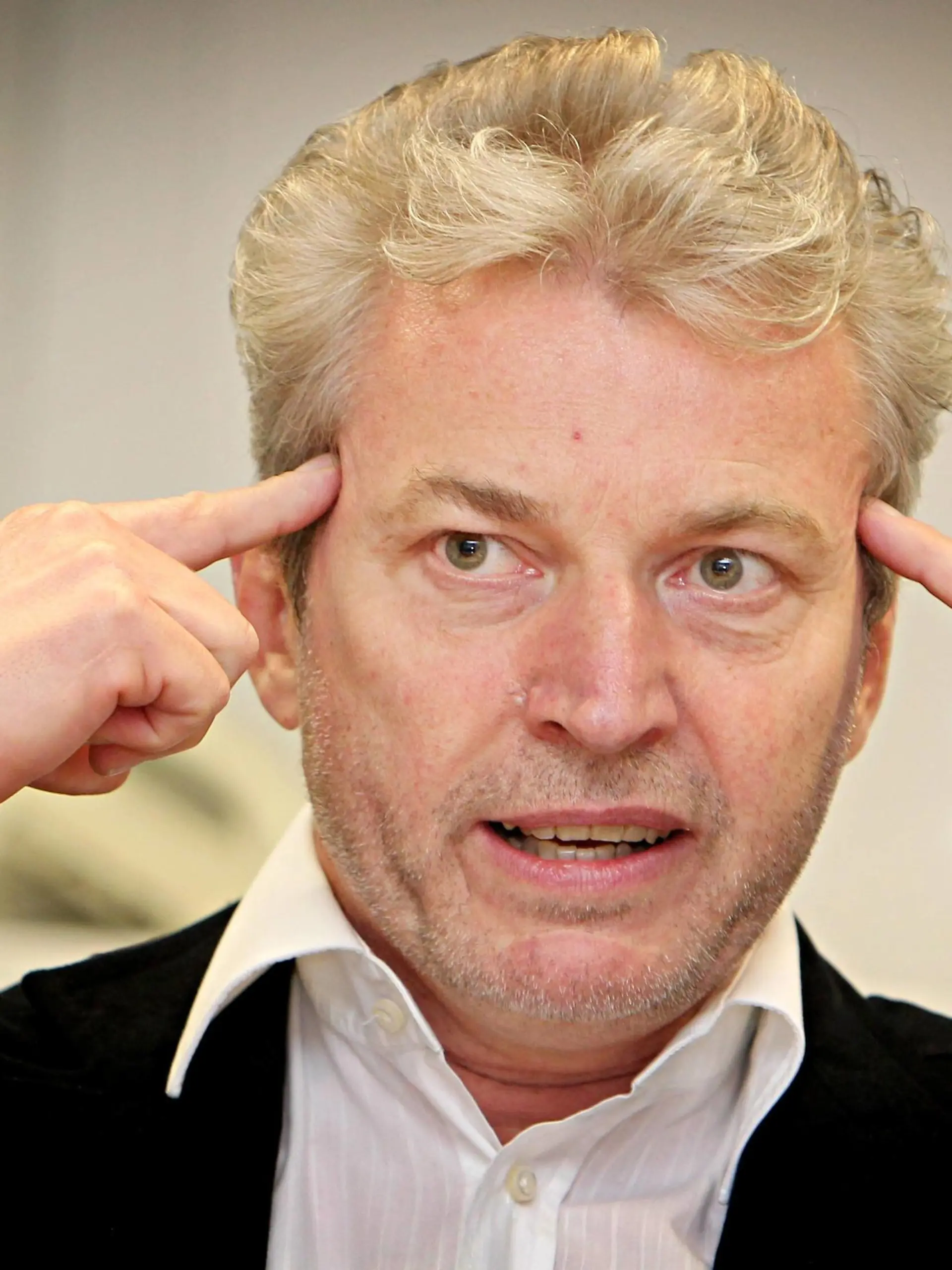 Bildnummer: 53970446  Datum: 14.04.2010  Copyright: imago/Pressefoto Kraufmann&Kraufmann
Kinderpsychiater und Buchautor Dr. Michael Winterhoff Kultur People Porträt Shooting Interview kbdig xng 2010 quer

Bildnummer 53970446 Date 14 04 2010 Copyright Imago Press photo Kraufmann&Kraufmann Child psychiatrist and An author Dr Michael Winterhoff Culture Celebrities Portrait Shooting Interview Kbdig xng 2010 horizontal 