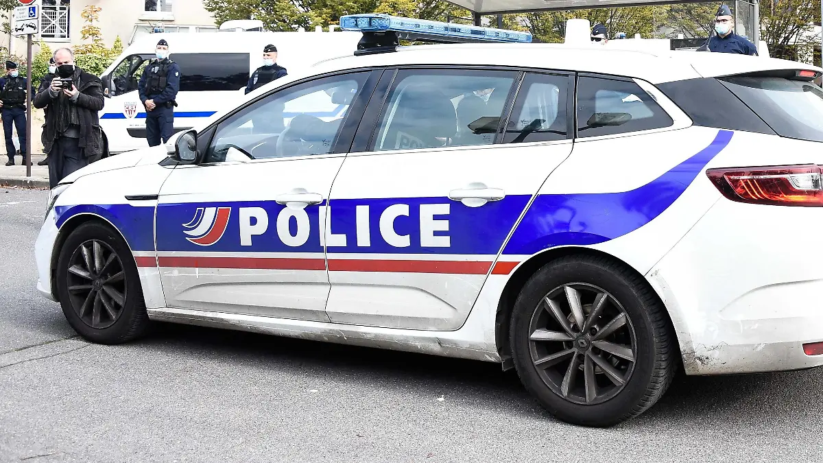 College du Bois d Aulne - Illustration NEWS : Un homme decapite a Conflans Sainte Honorine - Conflans Sainte Honorine - 17/10/2020 FedericoPestellini/Panoramic PUBLICATIONxNOTxINxFRAxITAxBEL