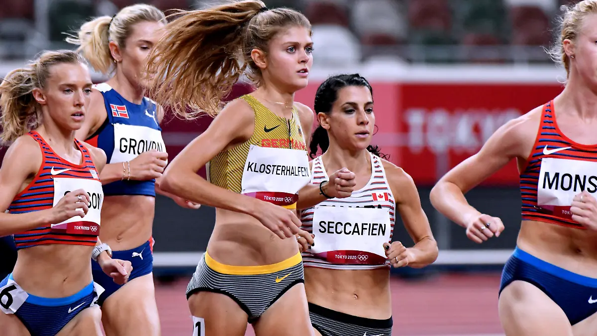 Tokio 2020 im Jahr 2021, Leichtathletik, 10000m, Damen KLOSTERHALFEN Konstanze Team GER Finale 10 000m der Frauen TOKYO Olympic Games, Olympische Spiele, Olympia, OS 2020 Sommerspiele in Tokyo am 07.August 2021 Nationalstadion Tokyo *** KLOSTERHALFEN Konstanze Team GER Final Womens 10 000m TOKYO Olympic games 2020 Summer Games in Tokyo on 07 August 2021 National Stadium Tokyo