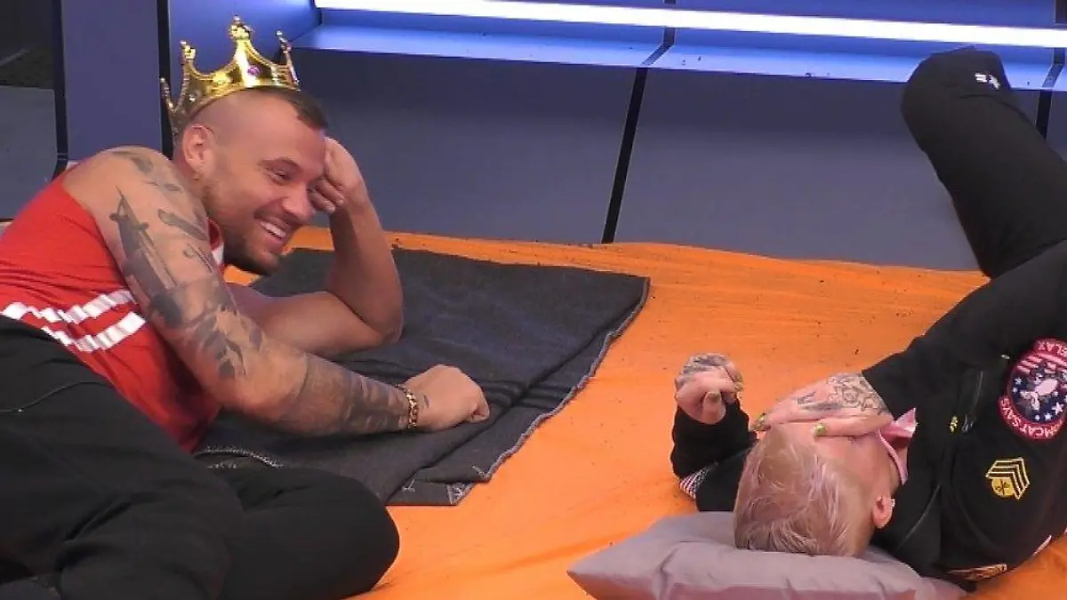 "Promi Big Brother": Flunkern Melanie Müller und Eric Sindermann?