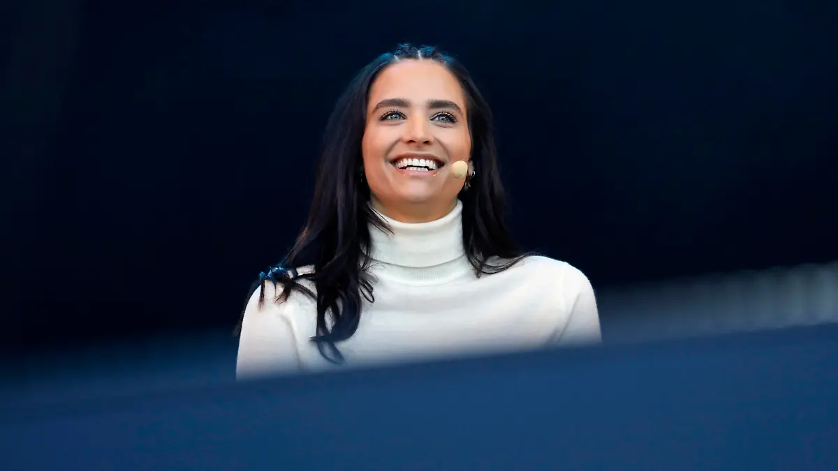 Amira Pocher mit dem Programm Die Pochers hier live beim BonnLive Kulturgarten Open Air 2021 in der Rheinaue. Bonn, 01.08.2021 *** Amira Pocher with the program Die Pochers here live at the BonnLive Kulturgarten Open Air 2021 in the Rheinaue Bonn, 01 08 2021 Foto:xC.xHardtx/xFuturexImage 