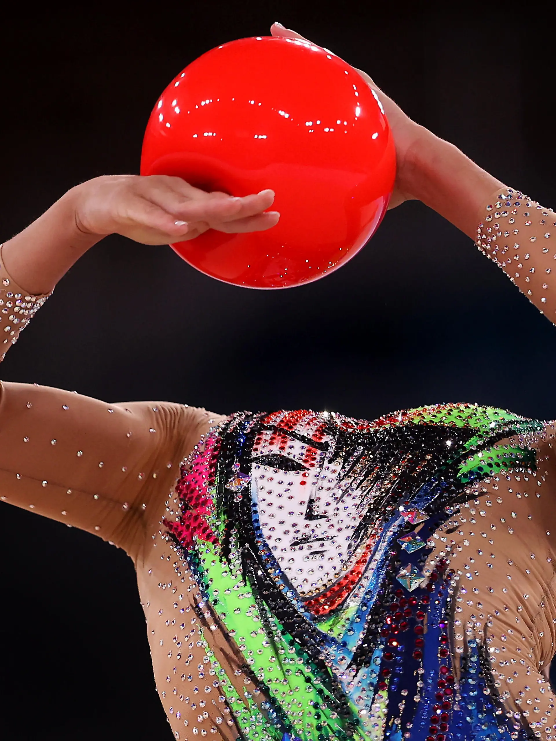 TOKYO, JAPAN - AUGUST 07: Linoy Ashram of Team Israel competes during the Individual All-Around Final on day fifteen of the Tokyo 2020 Olympic Games at Ariake Gymnastics Centre on August 07, 2021 in Tokyo, Japan. (Photo by Laurence Griffiths/Getty Images)