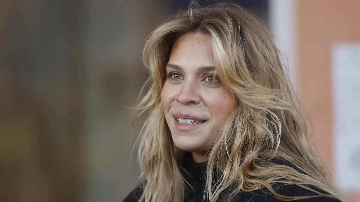 Klimaaktivistin Anja Windl - auch bekannt als 'Klima-Shakira'