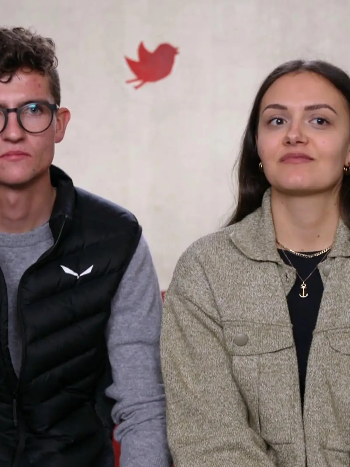 Bild zu: "Franzi und Simon: Für ihn ein Treffer, für sie kein Match"