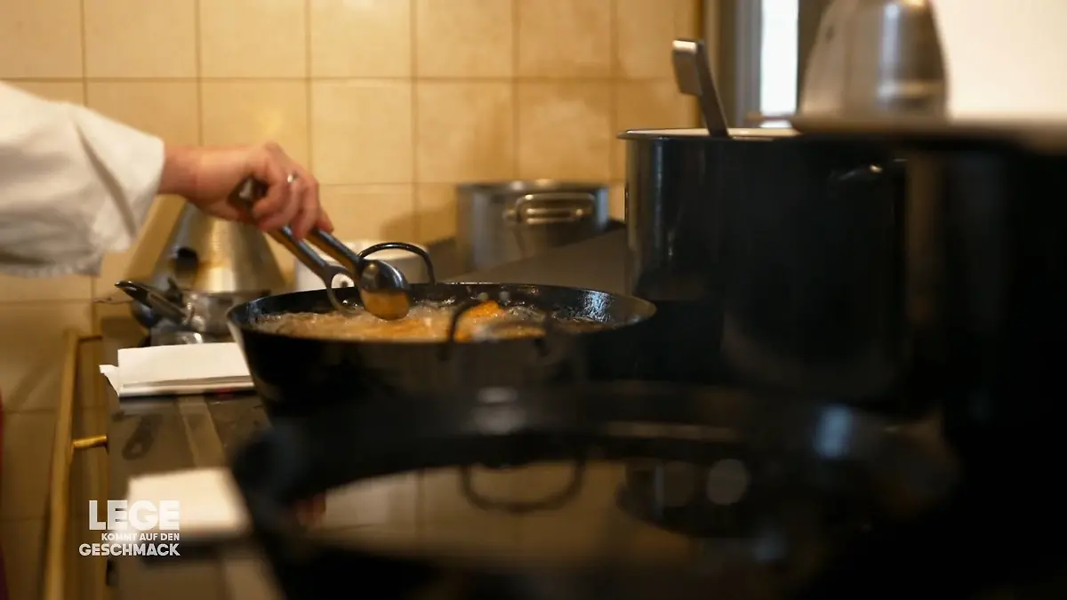Sebastian Lege setzt beim Schnitzel auf Schweineschmalz Der perfekte Geschmack?