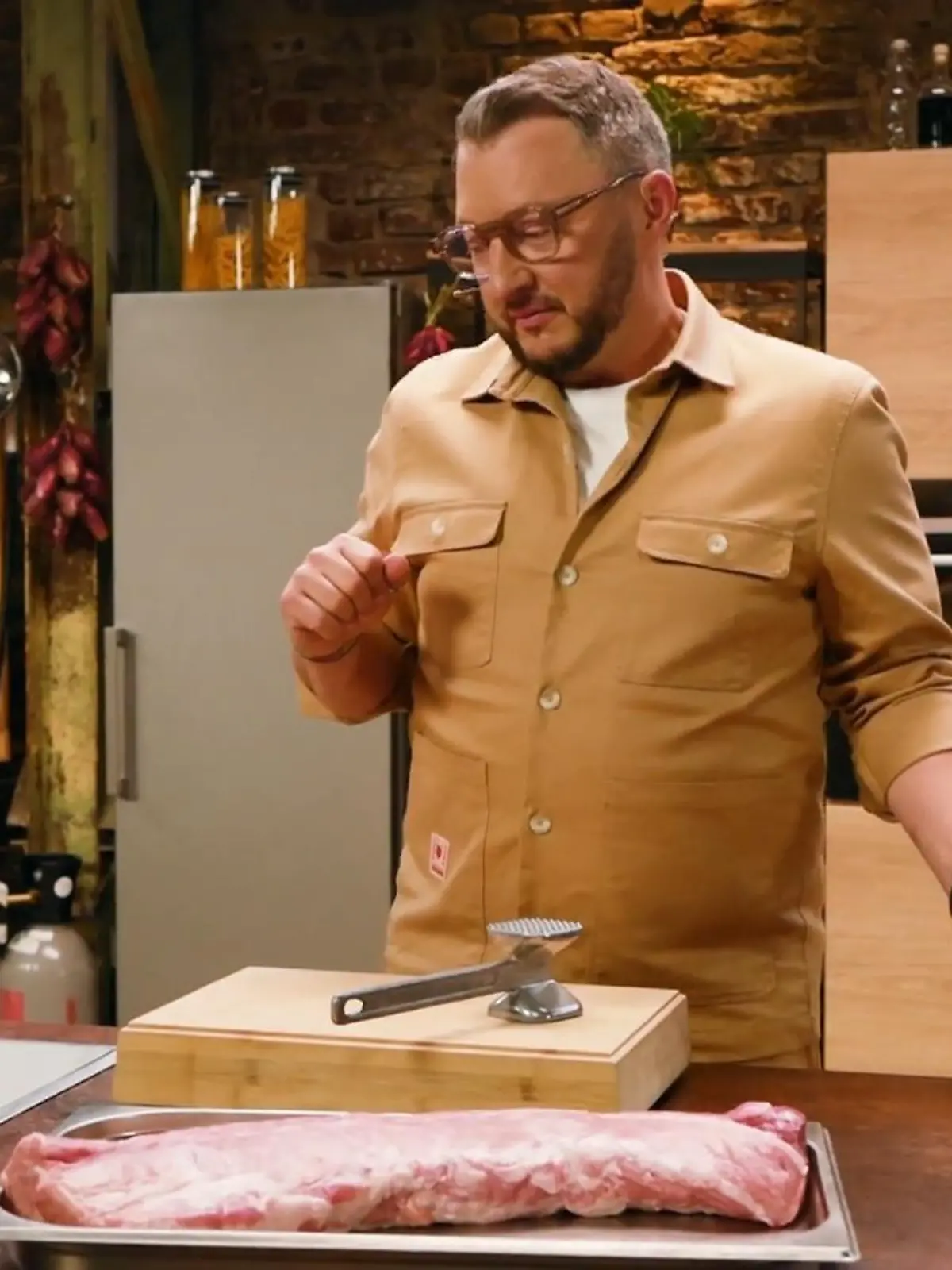 Bild zu: "Schweineschnitzel im Test: So bleibt es besonders zart"