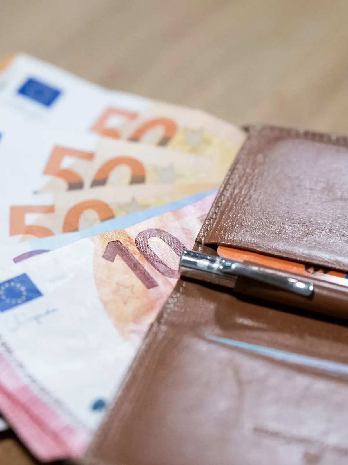 Bild zu: "Können wir bald nicht mehr bar zahlen?"