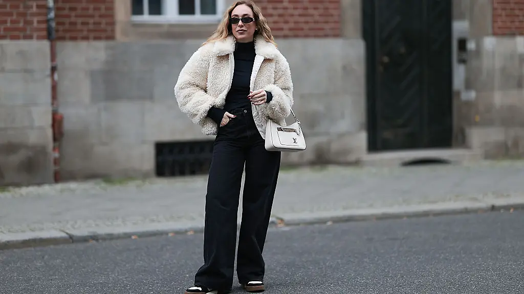 Statt-Blau-Dieses-Levi-s-Modell-setzt-im-Herbst-2025-ein-Statement