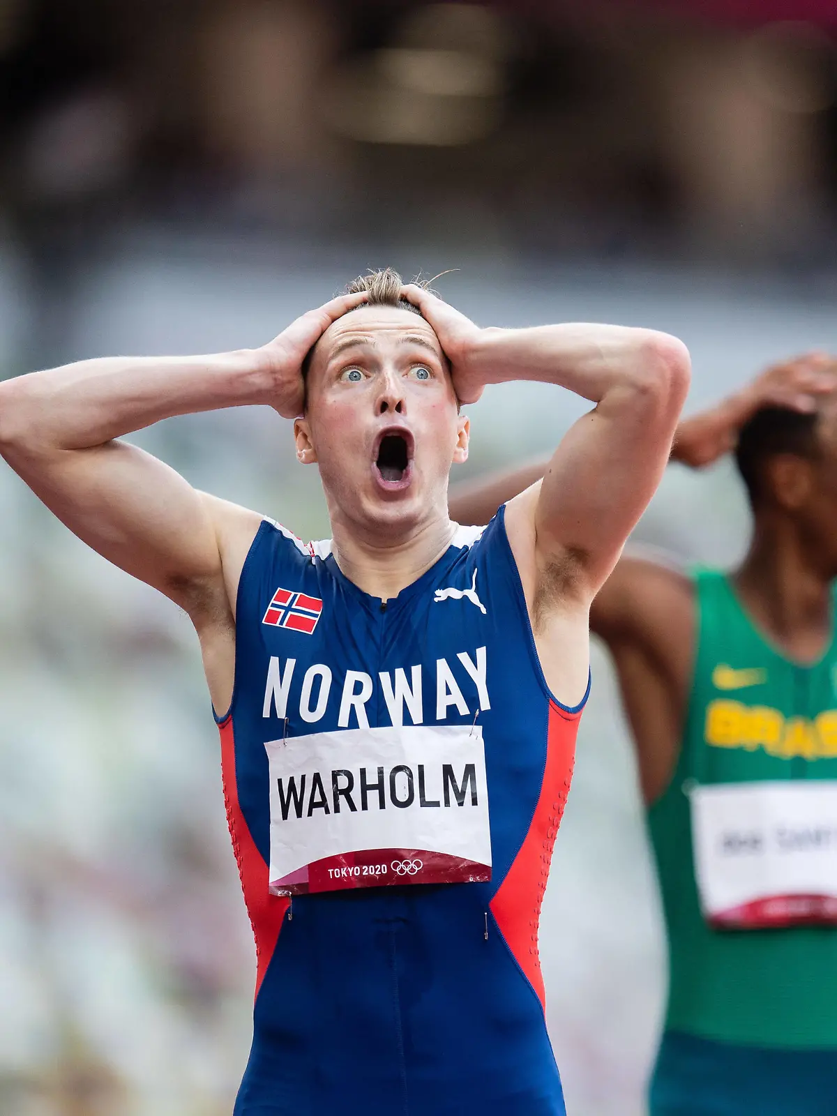 Sport Bilder des Tages 210803 Karsten Warholm of Norway celebrates after running on a new world record in men s 400 meter hurdle final during day 11 of the Tokyo 2020 Olympic Games, Olympische Spiele, Olympia, OS on August 3, 2021 in Tokyo. Photo: Jon Olav Nesvold / BILDBYRAN / COP 217 / JM0185 bbeng friidrott athletics friidrett olympic games olympics os ol olympiska spel olympiske leker tokyo2020 tokyo 2020 tokyo-os tokyo-ol norge norway jubel *** 210803 Karsten Warholm of Norway celebrates after running on a new world record in men s 400 meter hurdle final during day 11 of the Tokyo 2020 Olympic Games on August 3, 2021 in Tokyo Photo Jon Olav Nesvold BILDBYRAN COP 217 JM0185 bbeng athletics athletics athletics olympic games olympics os ol olympic games olympic games tokyo2020 tokyo 2020 tokyo os tokyo ol norway norway cheers, PUBLICATIONxNOTxINxSWExNORxAUT Copyright: JONxOLAVxNESVOLD BB210803JE037