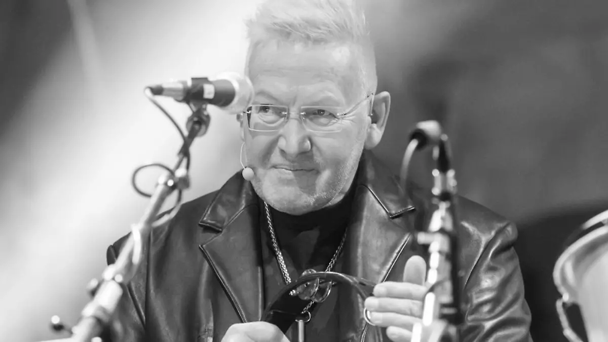 Der langjährige SWR3-Moderator und Musiker Matthias Holtmann starb mit 75 Jahren. 