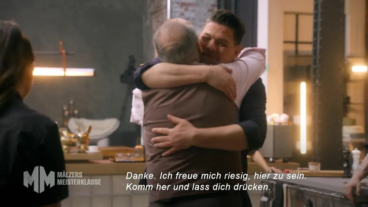 Mälzers Meisterklasse bekommt emotionalen Besuch Ein Vater und ein Freund