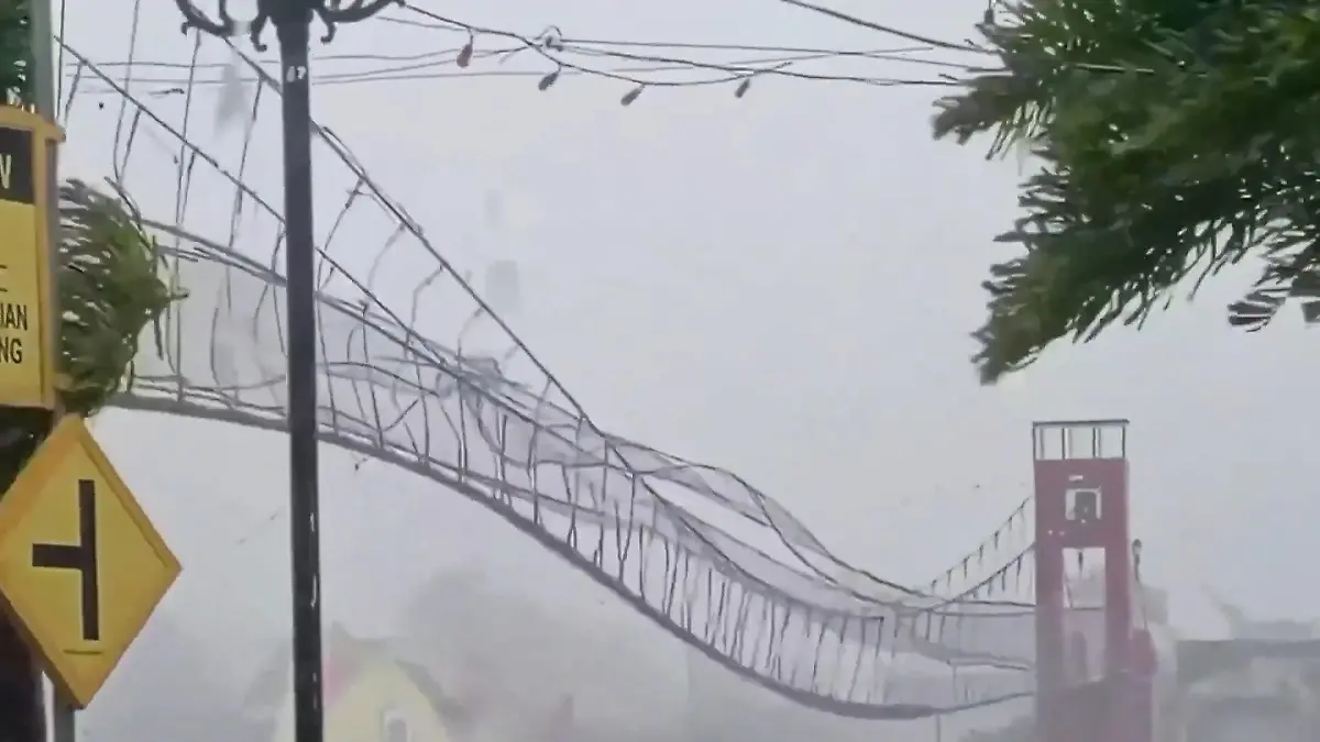 Supertaifun „Phuong Wong“ wütet in Urlaubsparadies! Haushohe Wellen fordern Todesopfer Millionen Menschen evakuiert