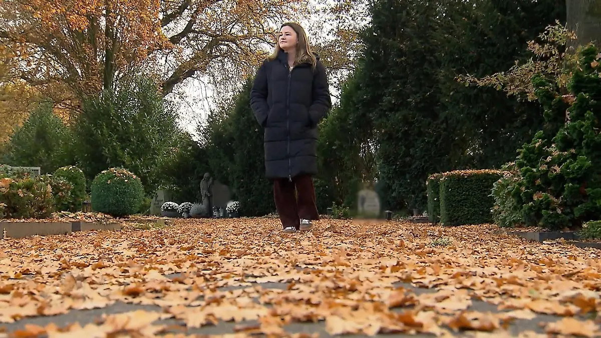 26-J-hrige-l-sst-sich-freiwillig-das-Brustgewebe-entfernen-und-mit-Implantaten-wiederherstellen