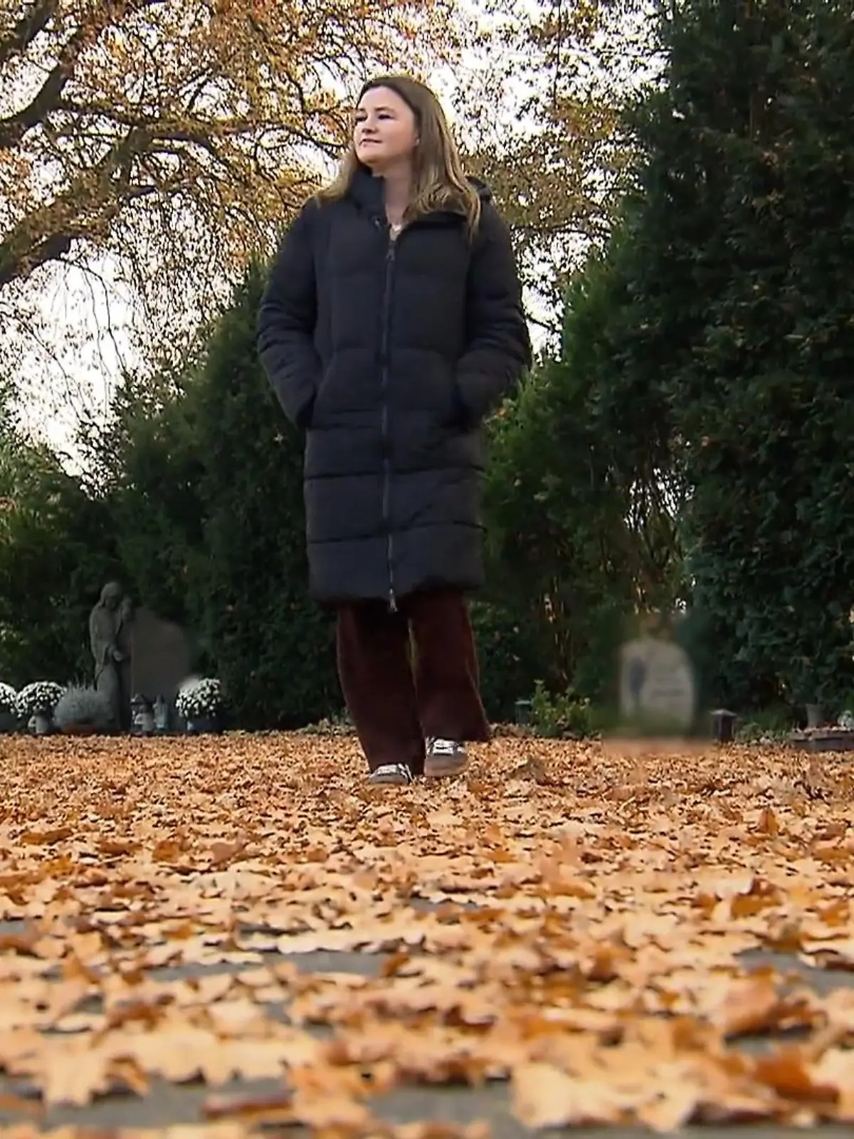 Bild zu: "Aileen (26) lässt sich freiwillig das Brustgewebe entfernen"