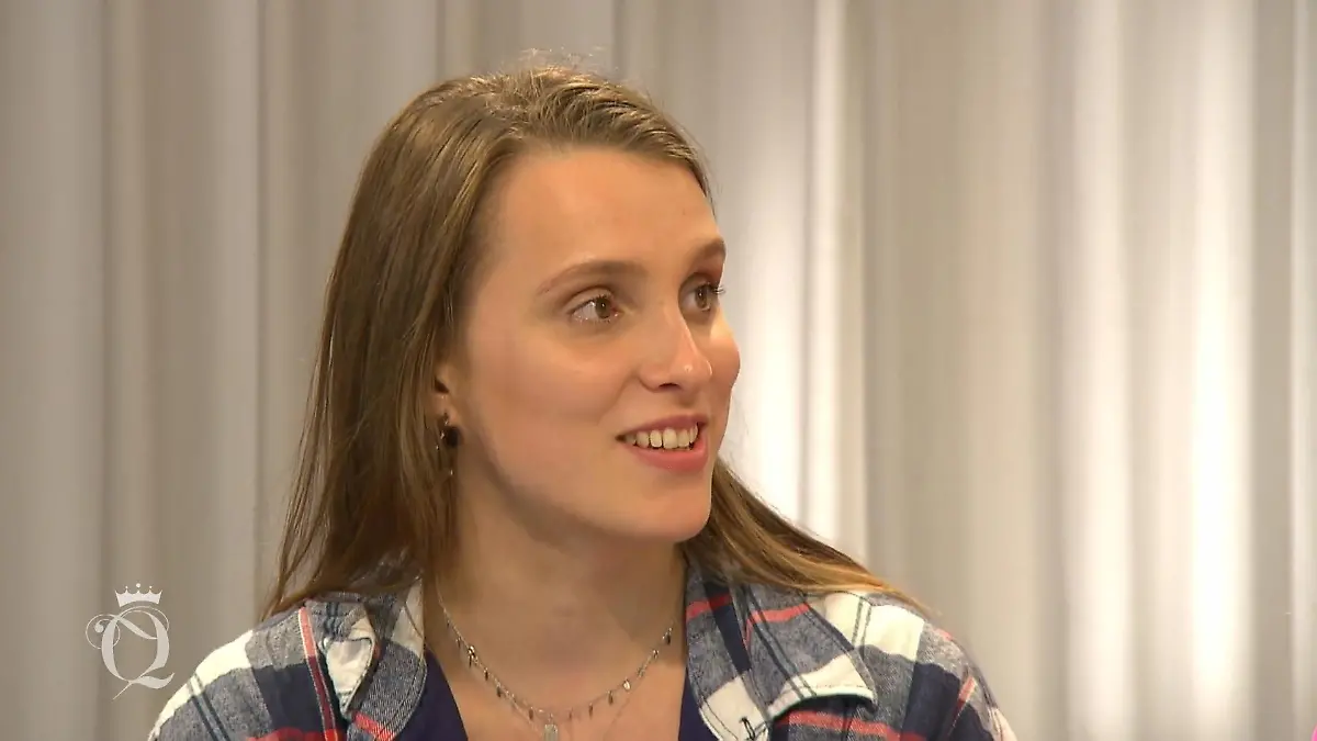 So bewertet die Konkurrenz Nadines Hahnentritt-Look Lara: "Du siehst echt toll aus"
